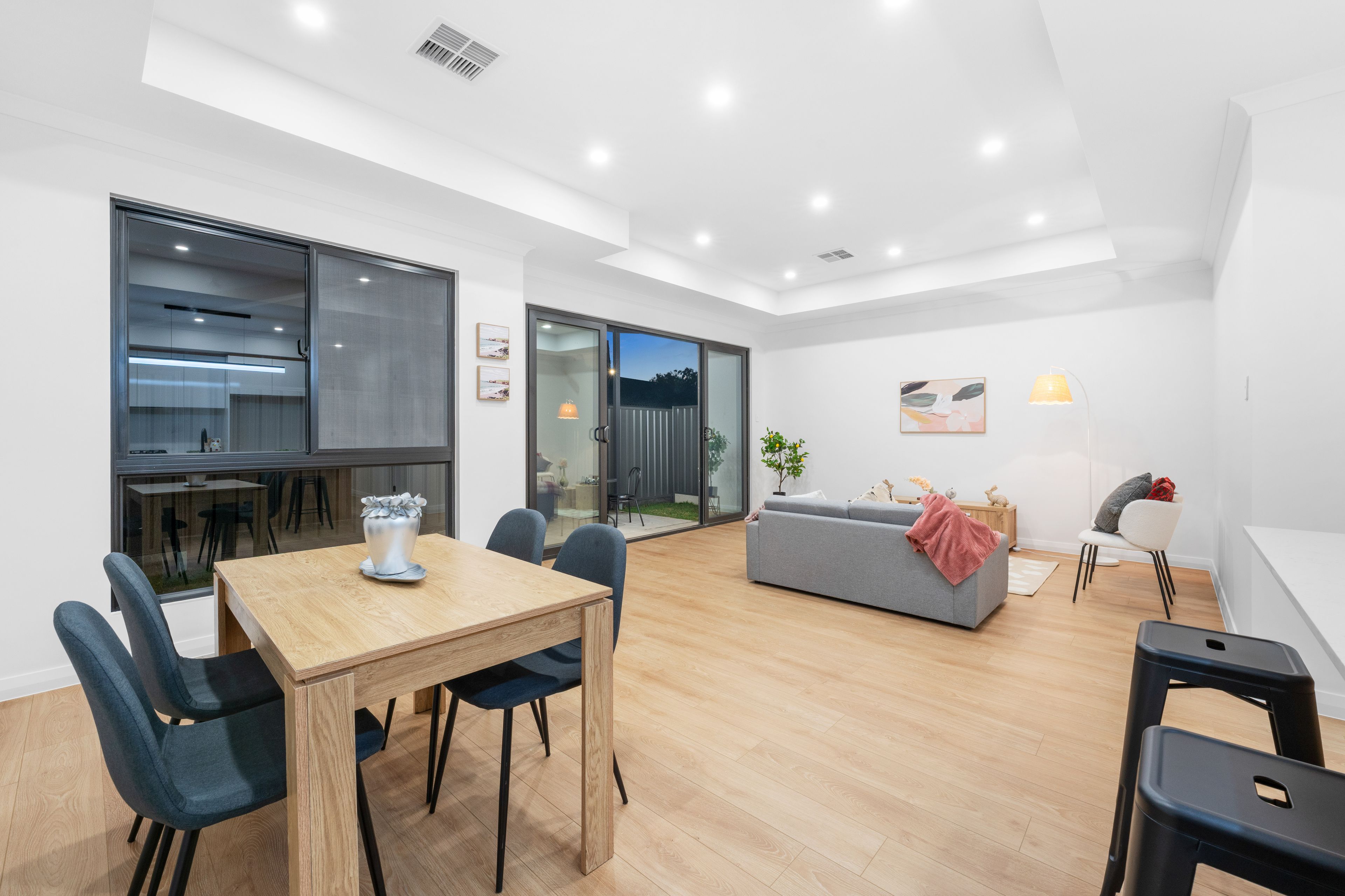 29 Guildford Street — photo 9 of 27