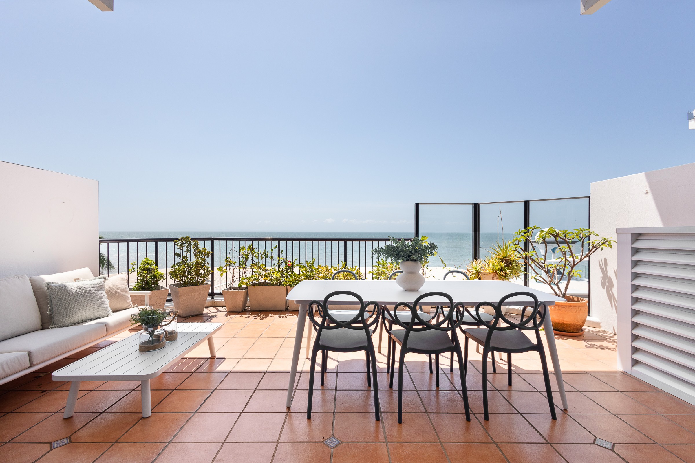 25/94-98 Prince Edward Parade, Redcliffe, QLD 4020