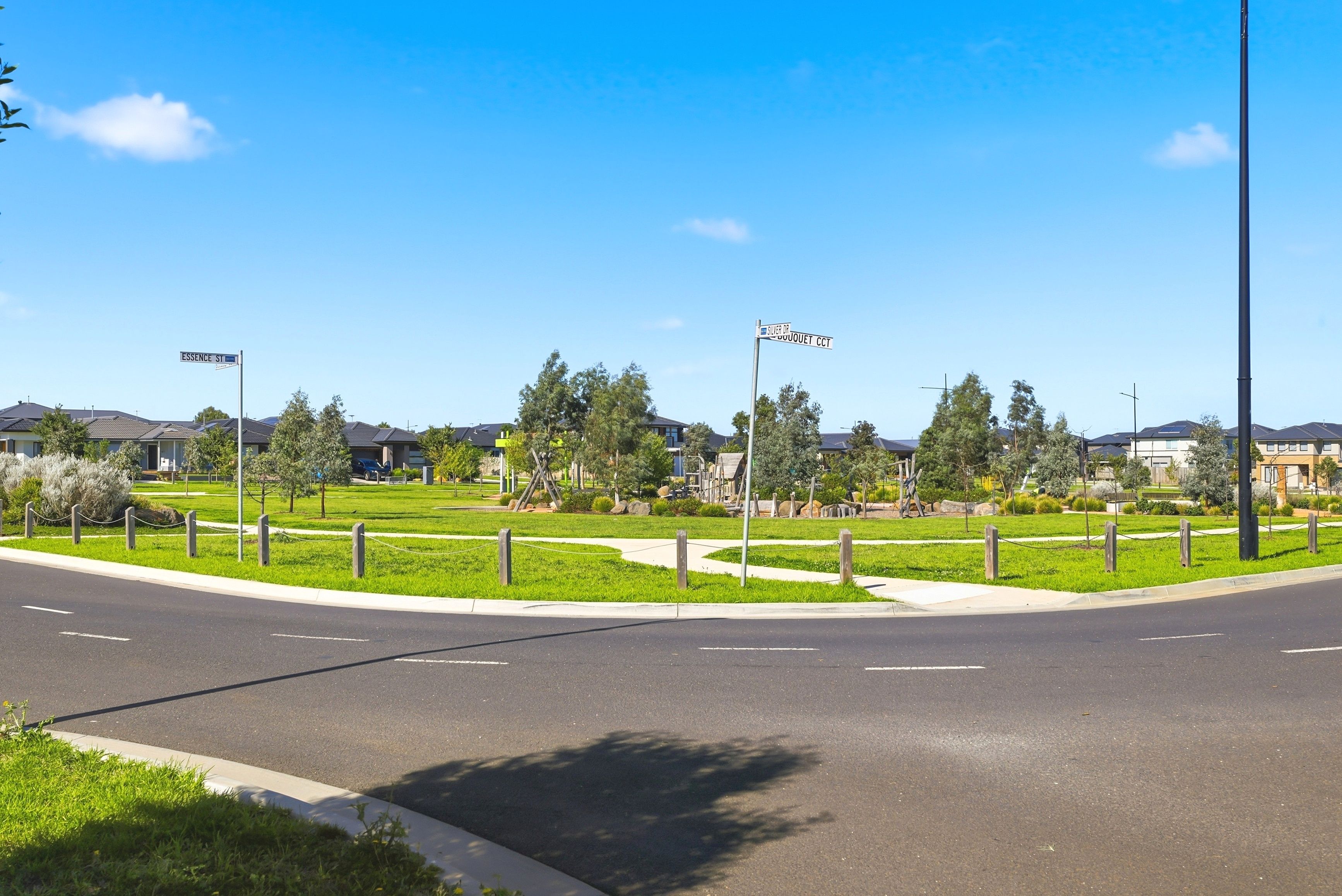 2 Essence Street — photo 15 of 15