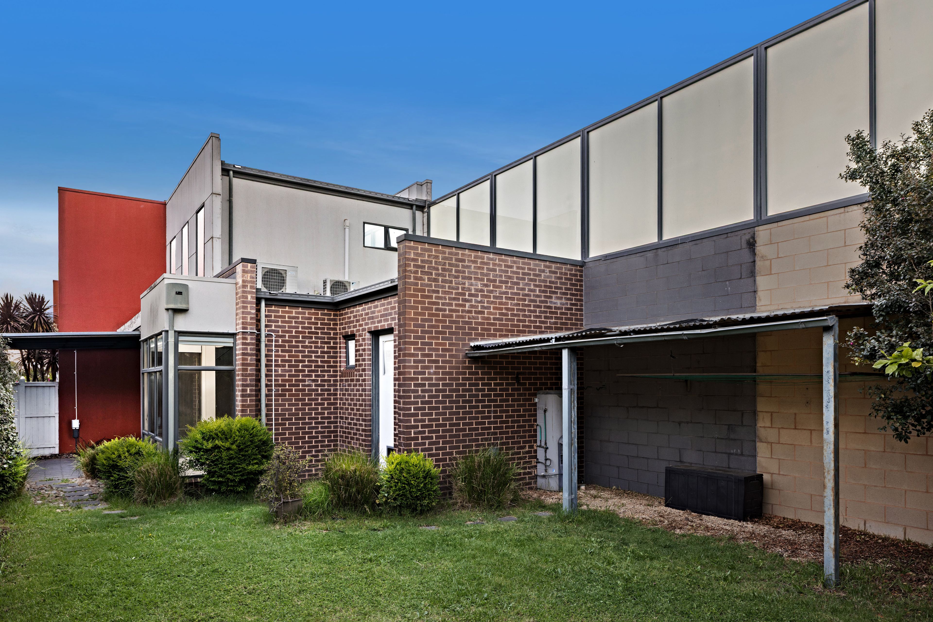 2 Kiora Court — photo 4 of 15