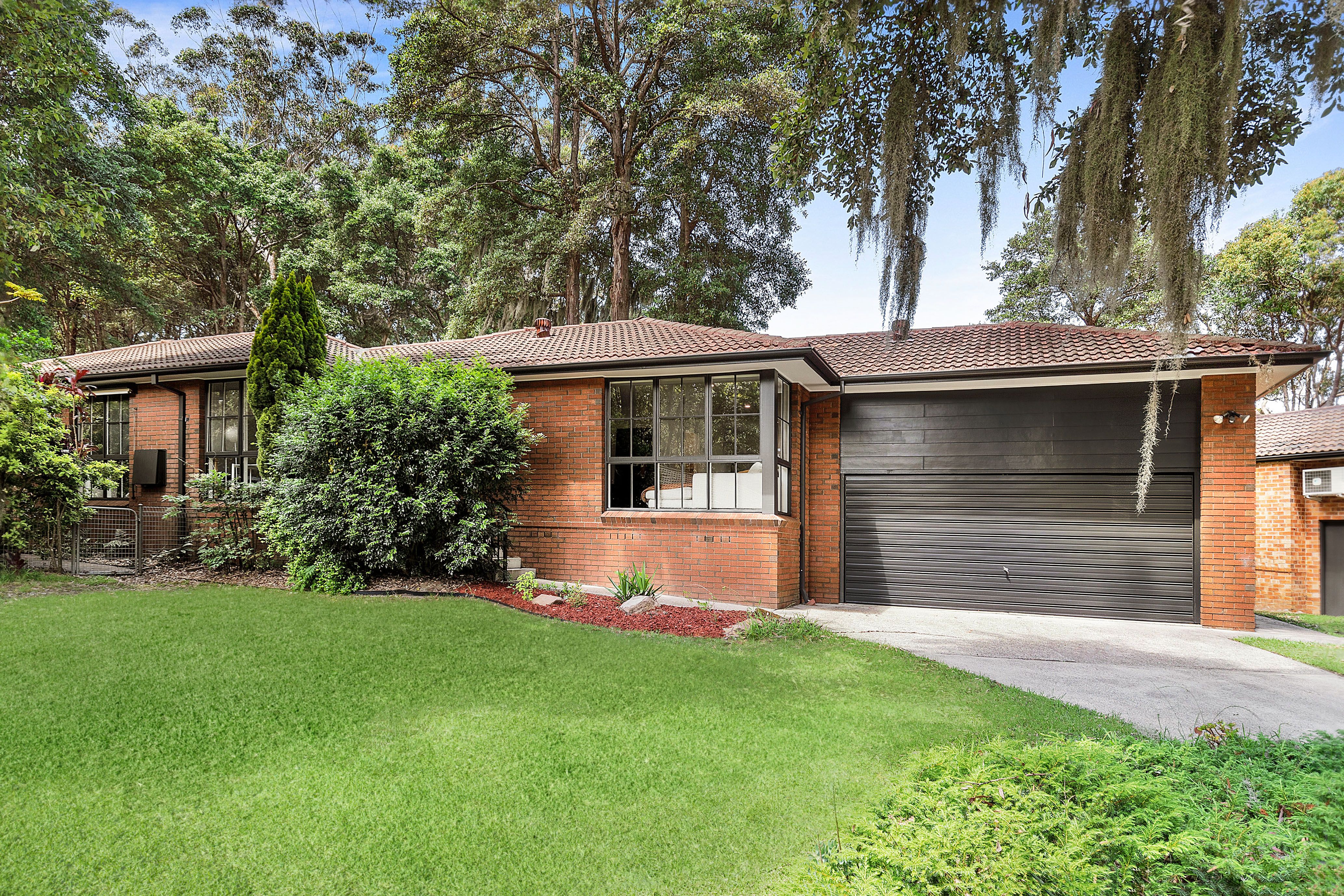 74 Mount Pleasant Avenue, Wahroonga NSW 2076