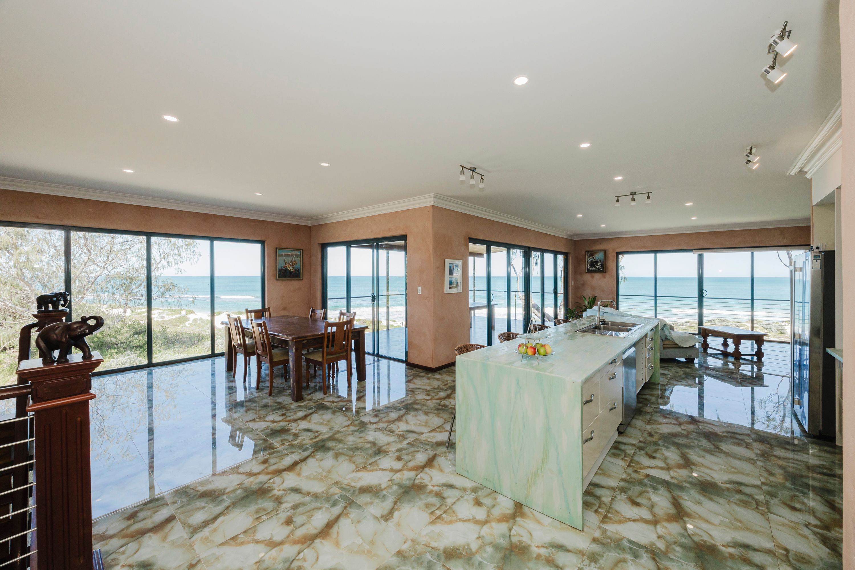 72 Capricorn Esplanade — photo 10 of 30