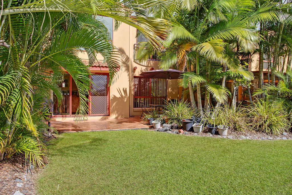 61/8 Woody Views Way, Robina, QLD 4226