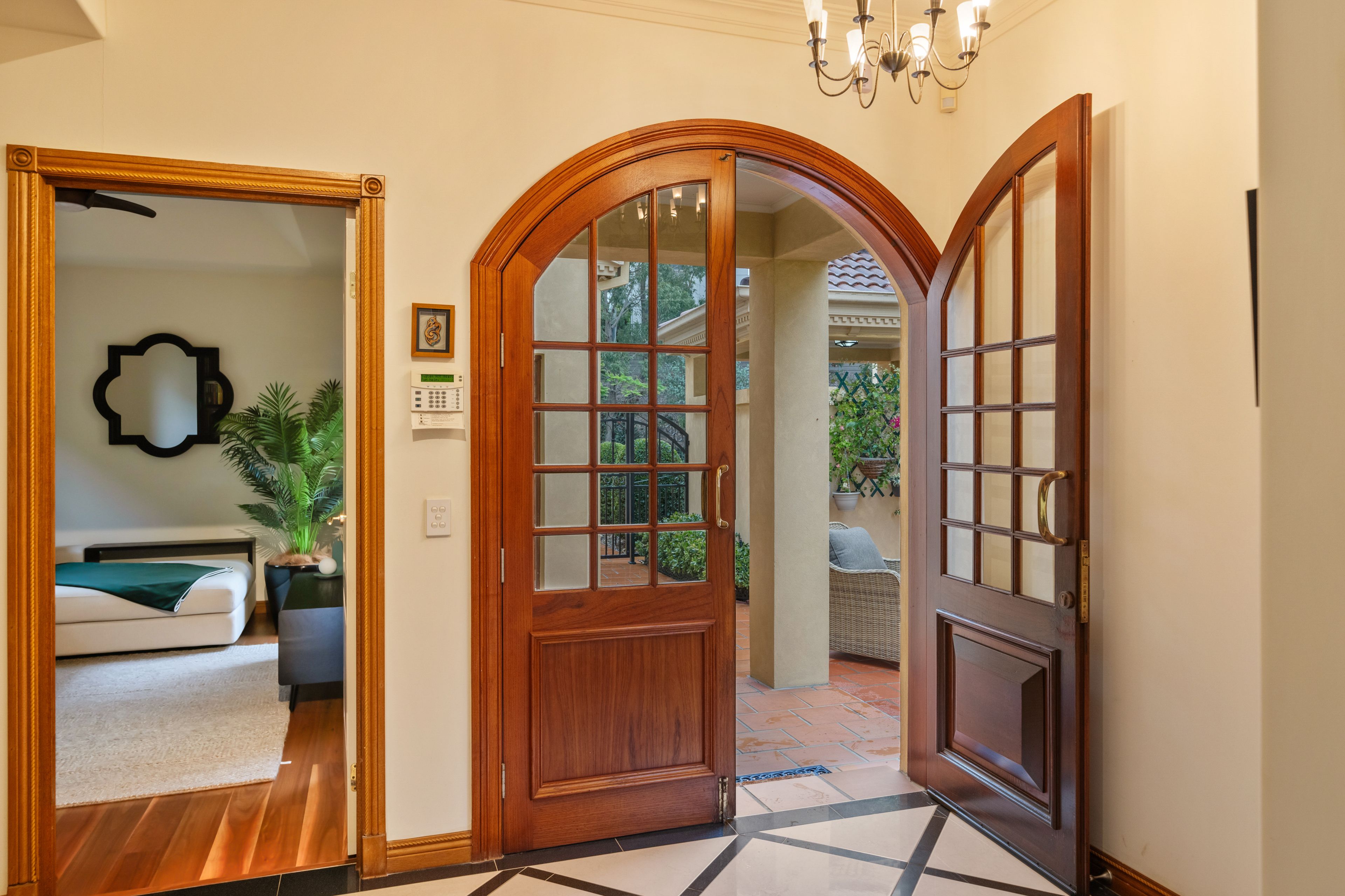 8045 The Parkway, Sanctuary Cove, QLD 4212