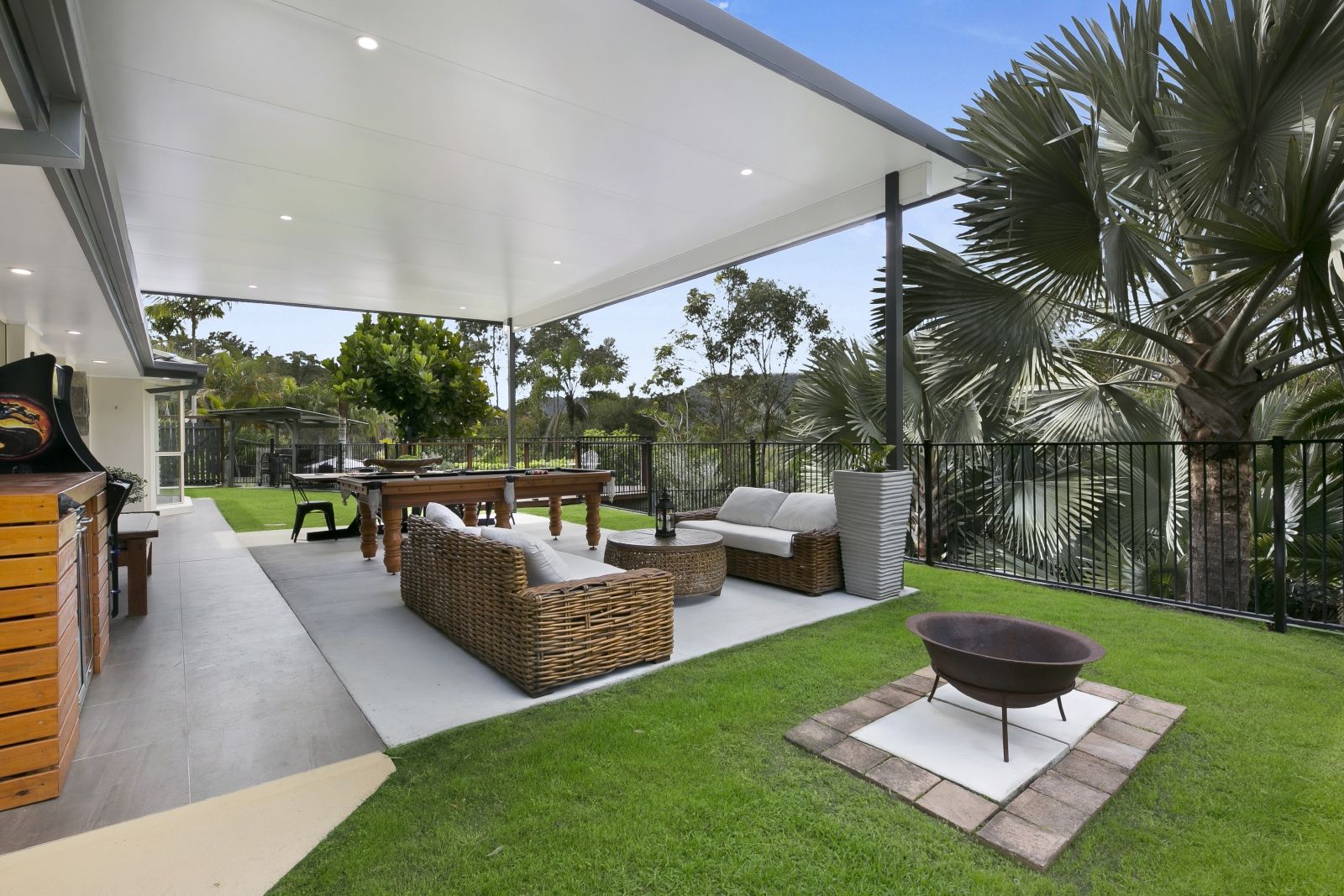 30 Hidden Valley Road, Bonogin, QLD 4213