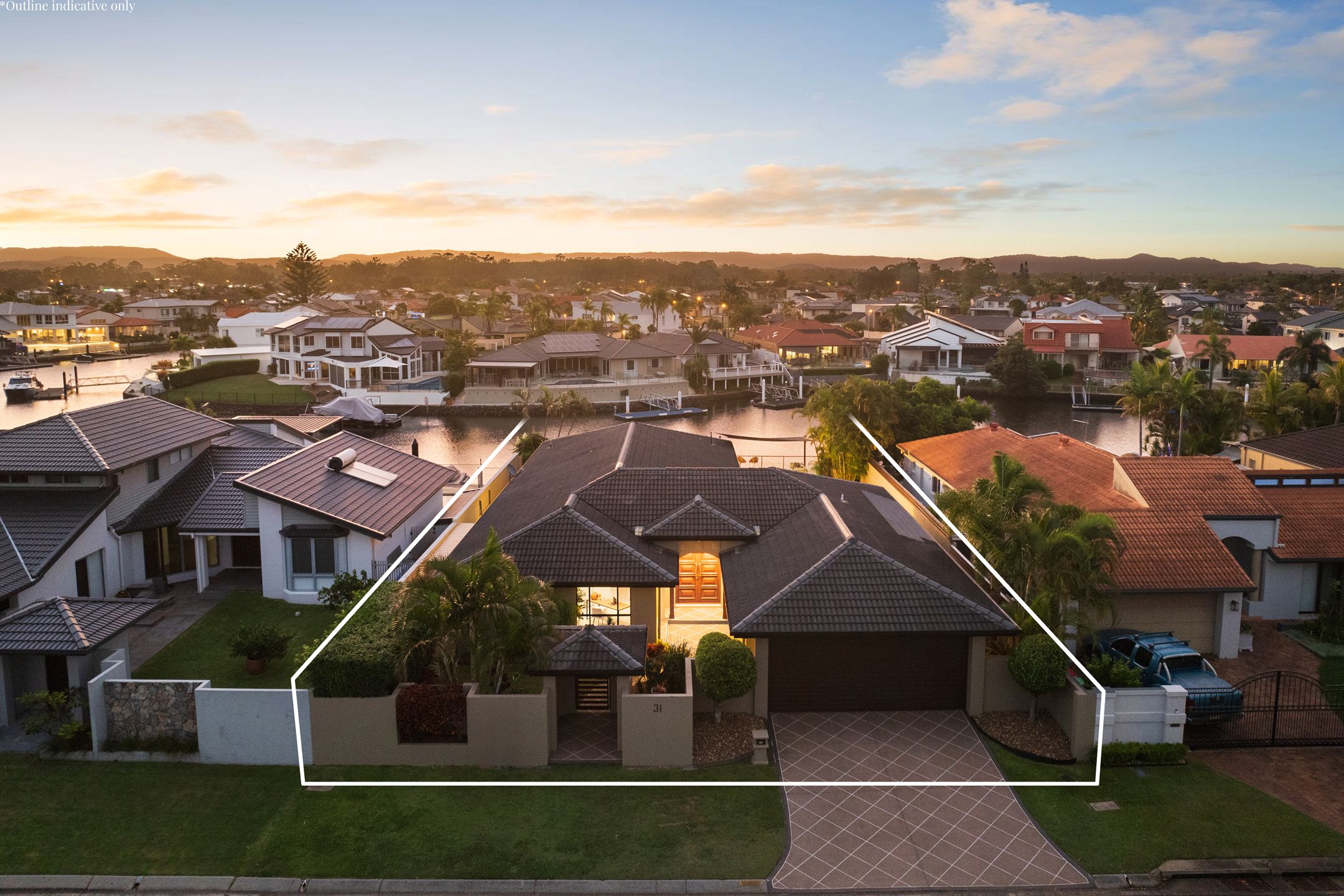 31 Cockleshell Court, Runaway Bay, QLD 4216