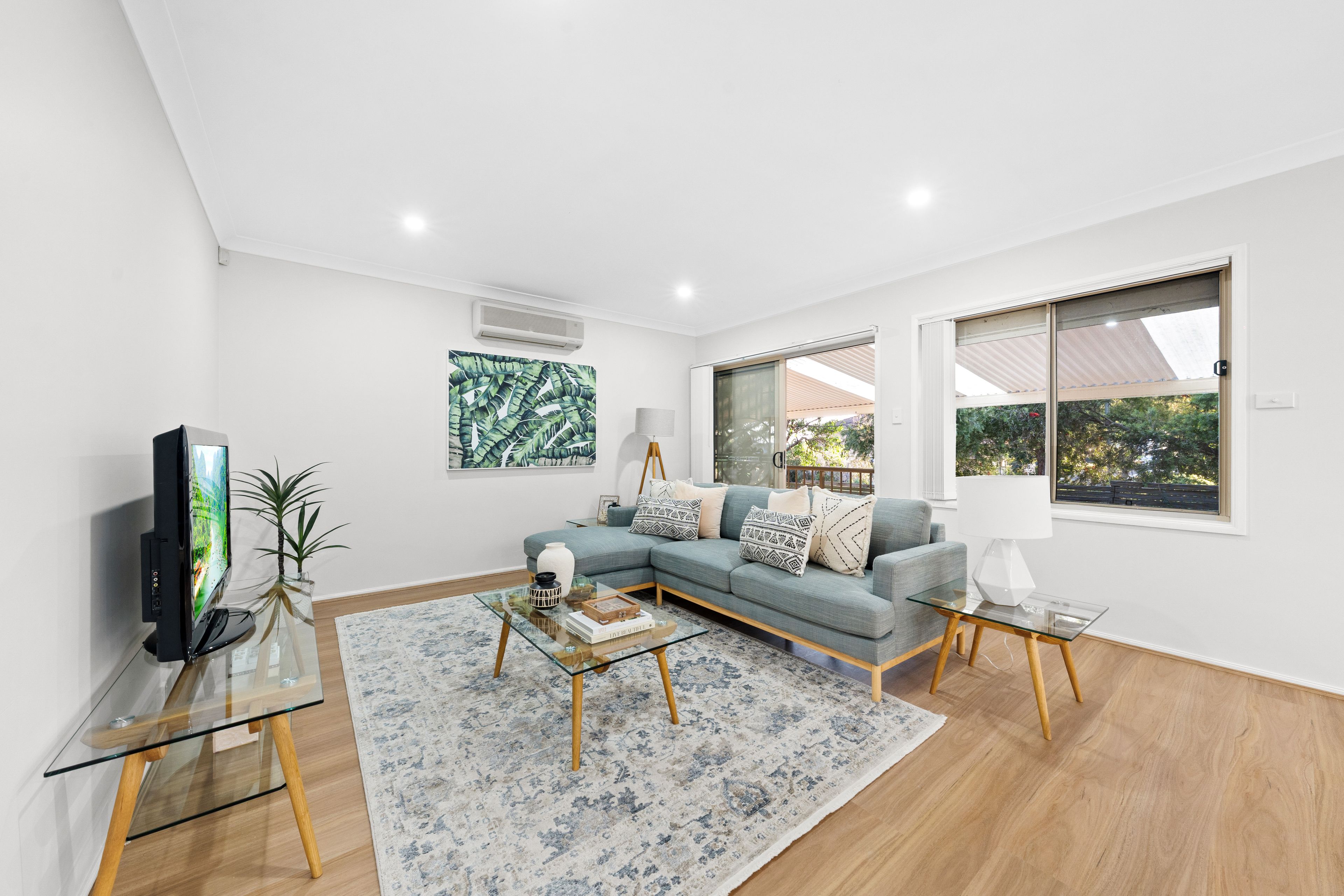 11 Hannan Place, Prairiewood, NSW 2176