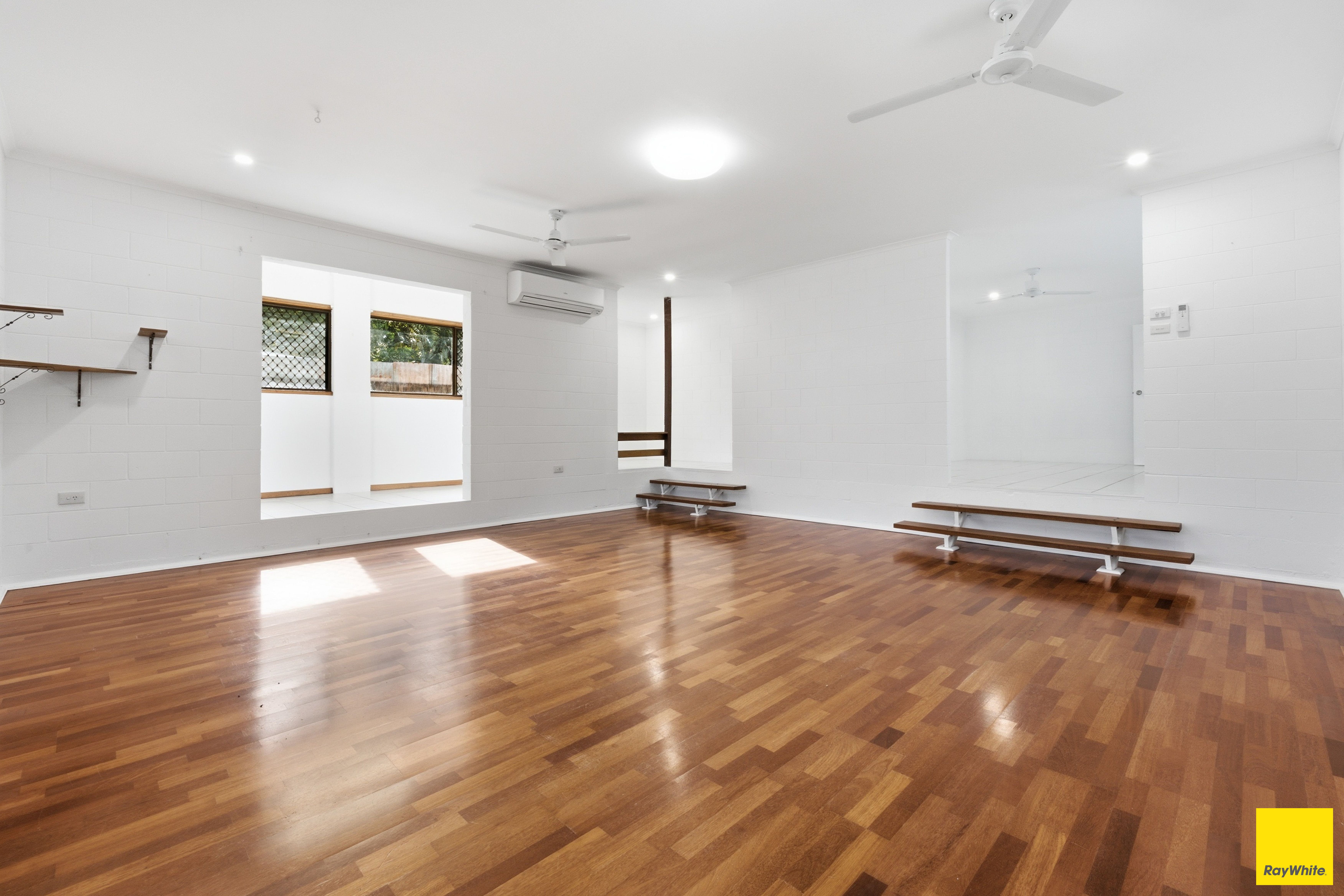 10 Sussex Street — photo 6 of 29