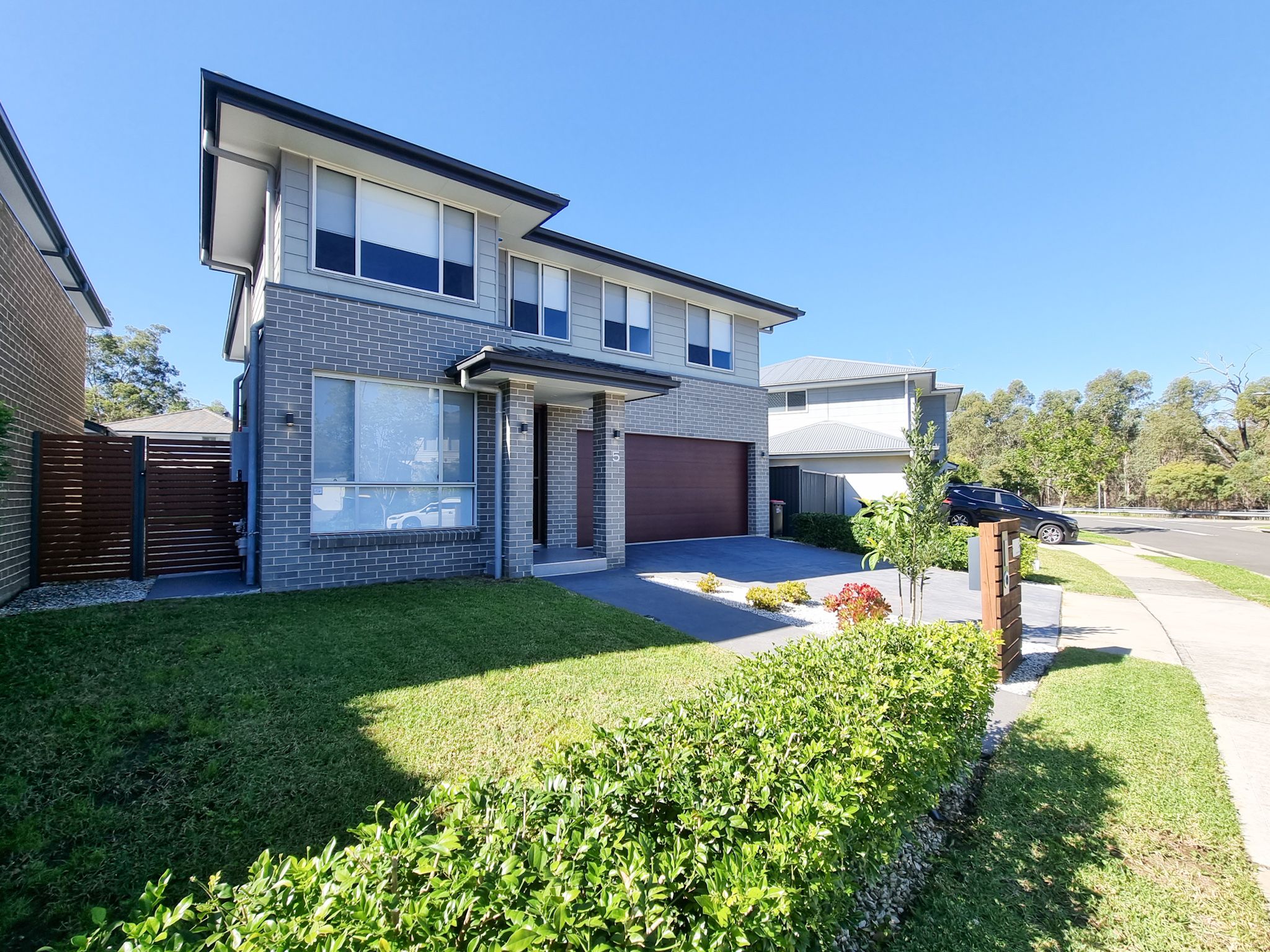 5 Jaclyn Street, JORDAN SPRINGS, NSW 2747