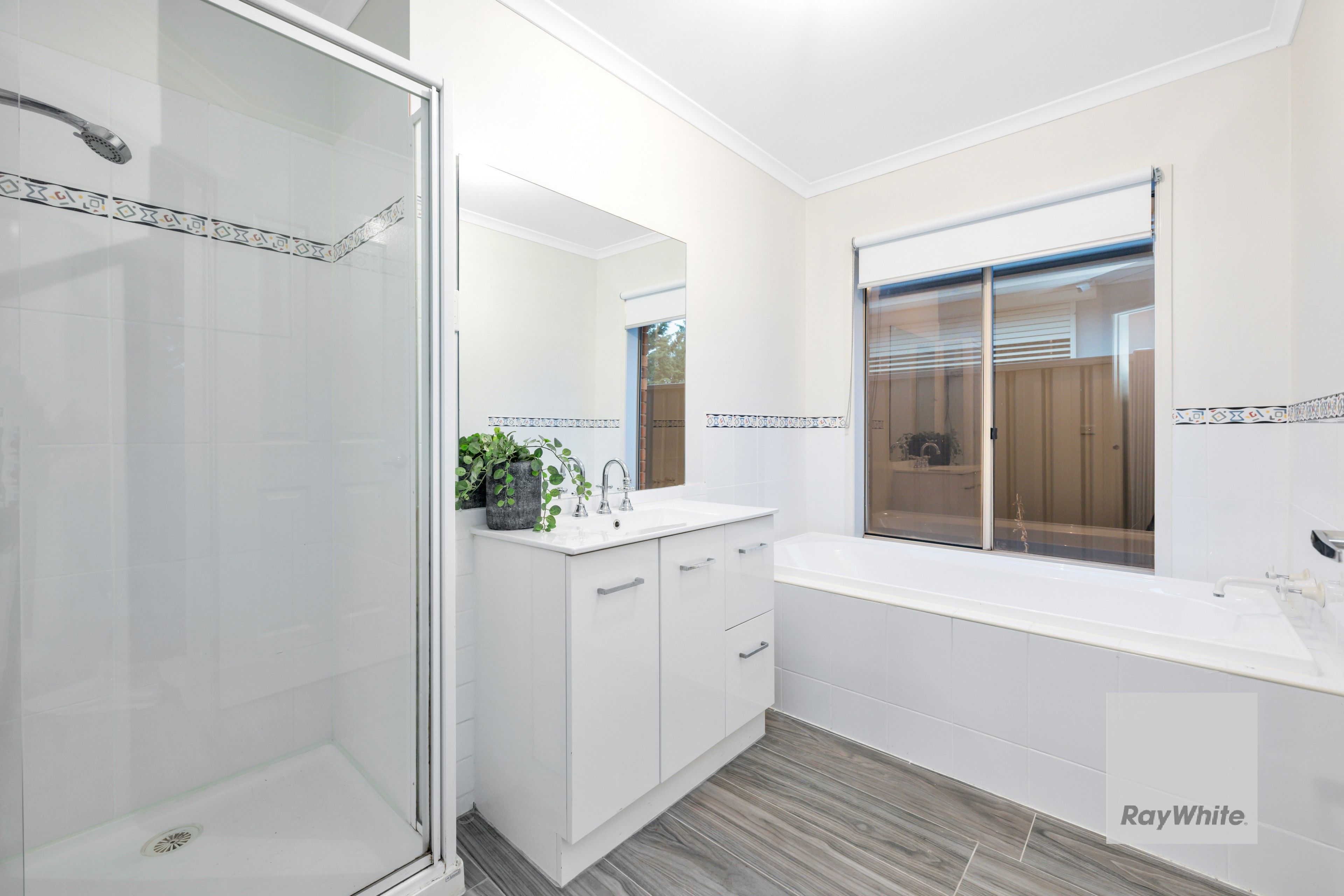 37 Klippel Way, Caroline Springs, VIC 3023