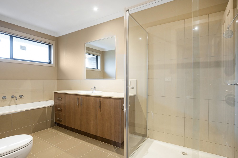 2/26 Burchall Crescent, Rowville, VIC 3178