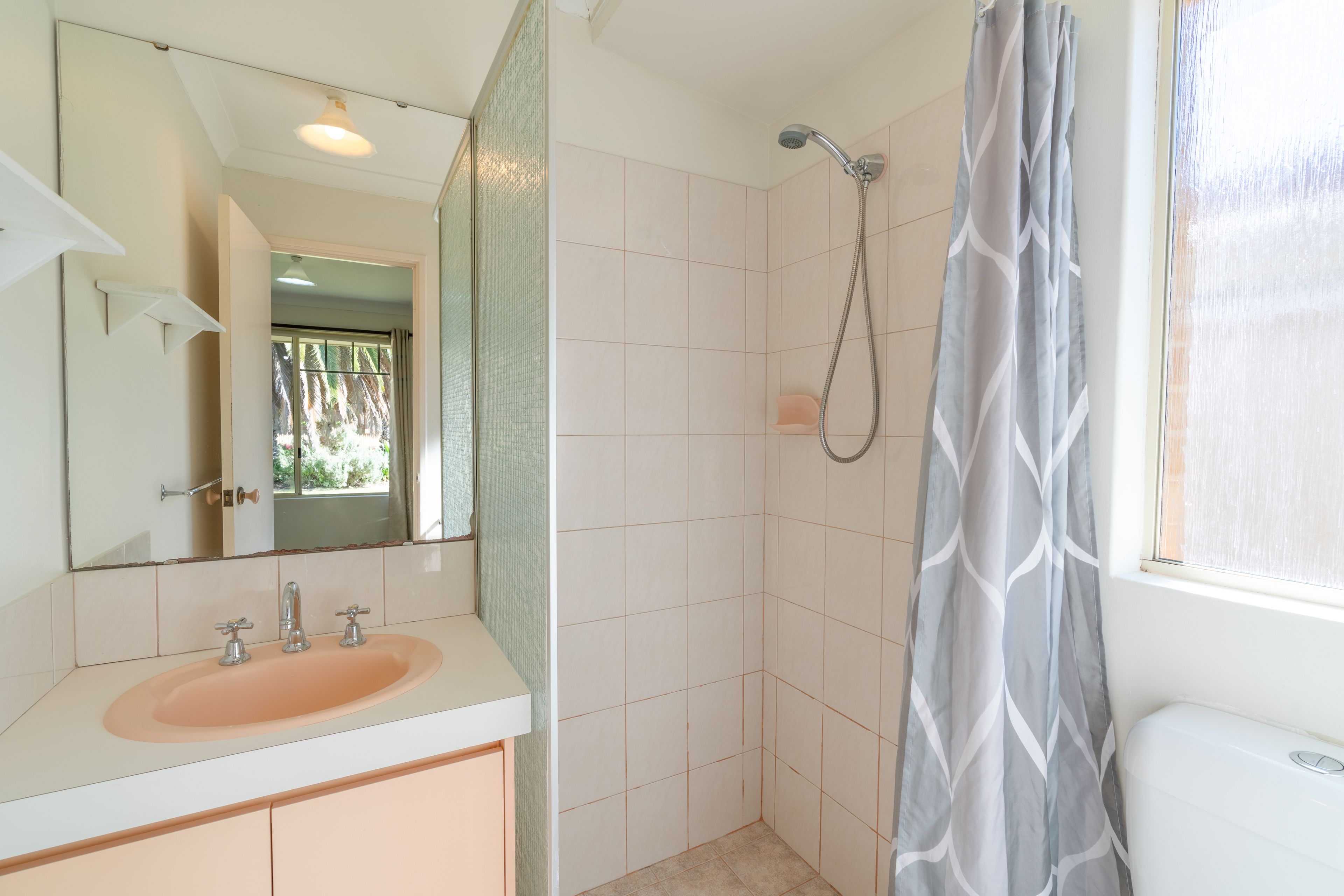 13 Parkland Drive — photo 8 of 23