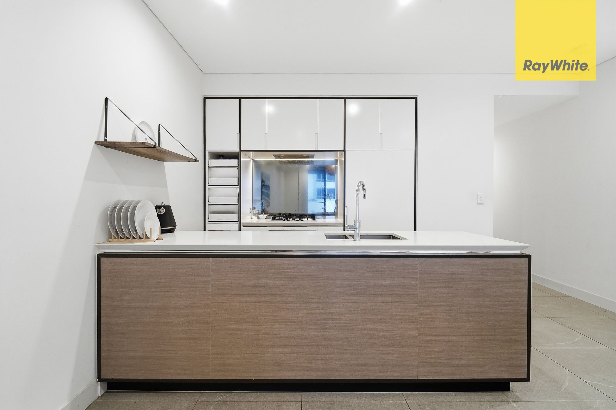 929K/2 Morton Street — photo 9 of 16
