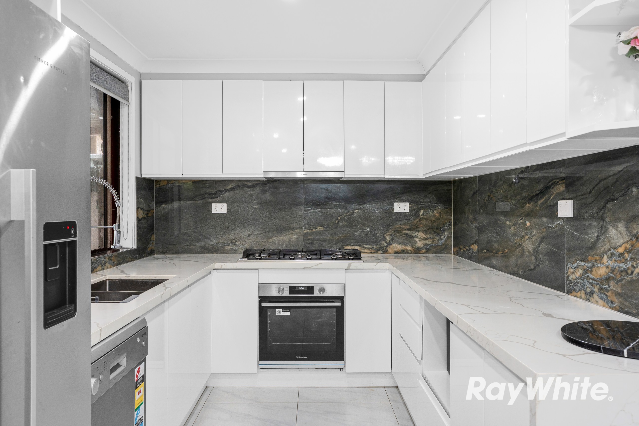 9 Ibis Place, St Clair, NSW 2759