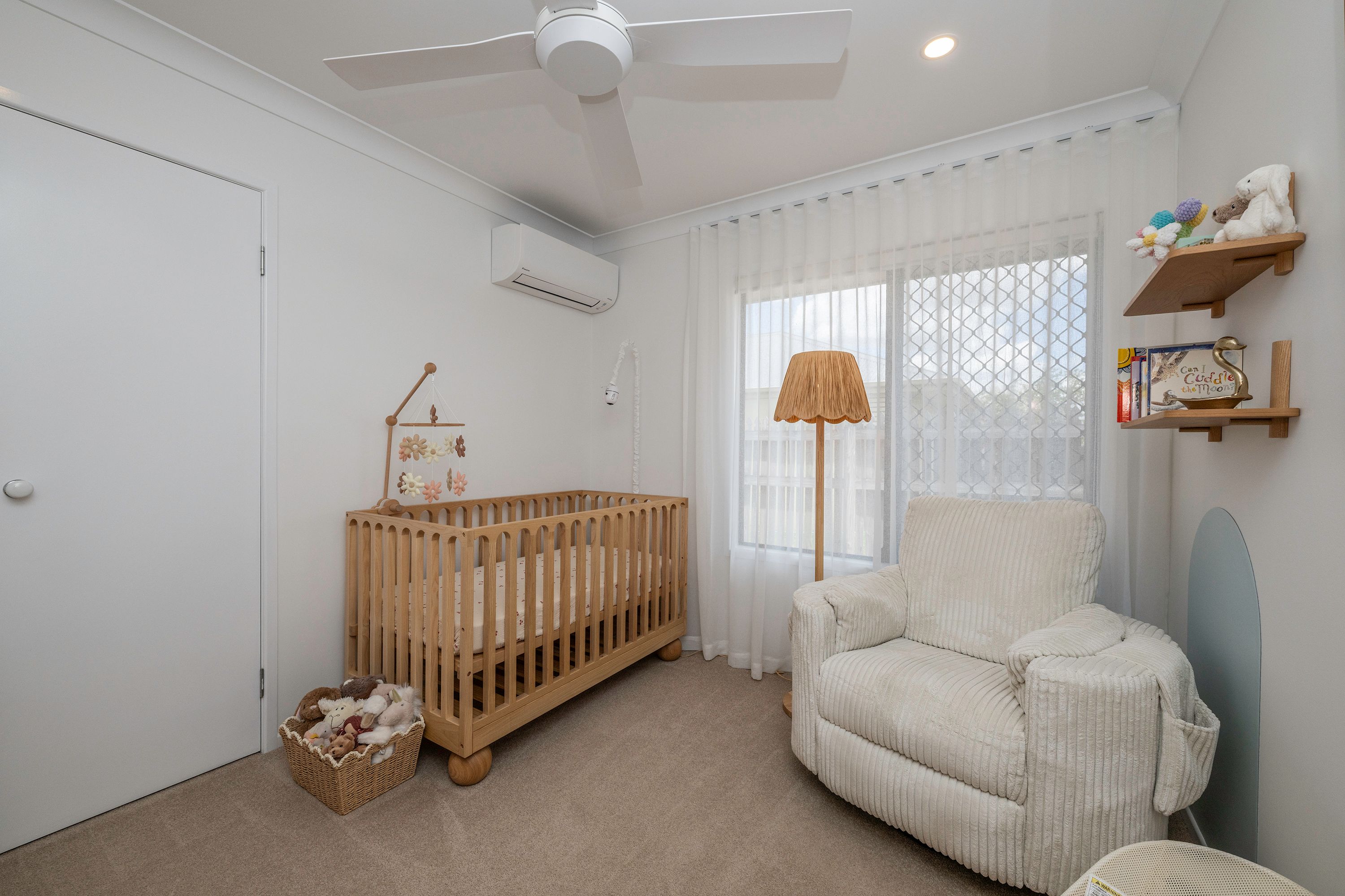 6 Congreve Court — photo 11 of 20