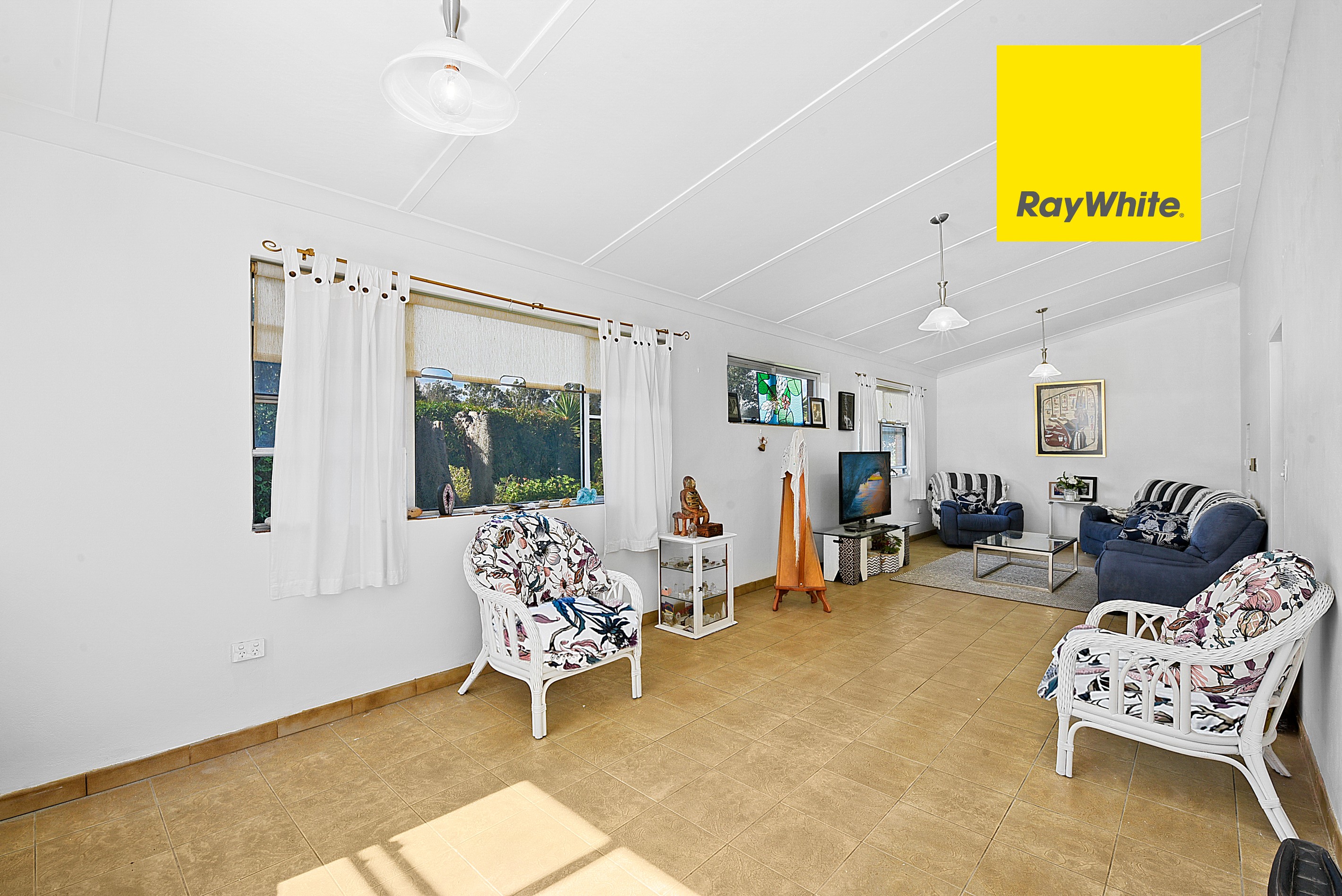15 Beachcomber Avenue, Bundeena, NSW 2230
