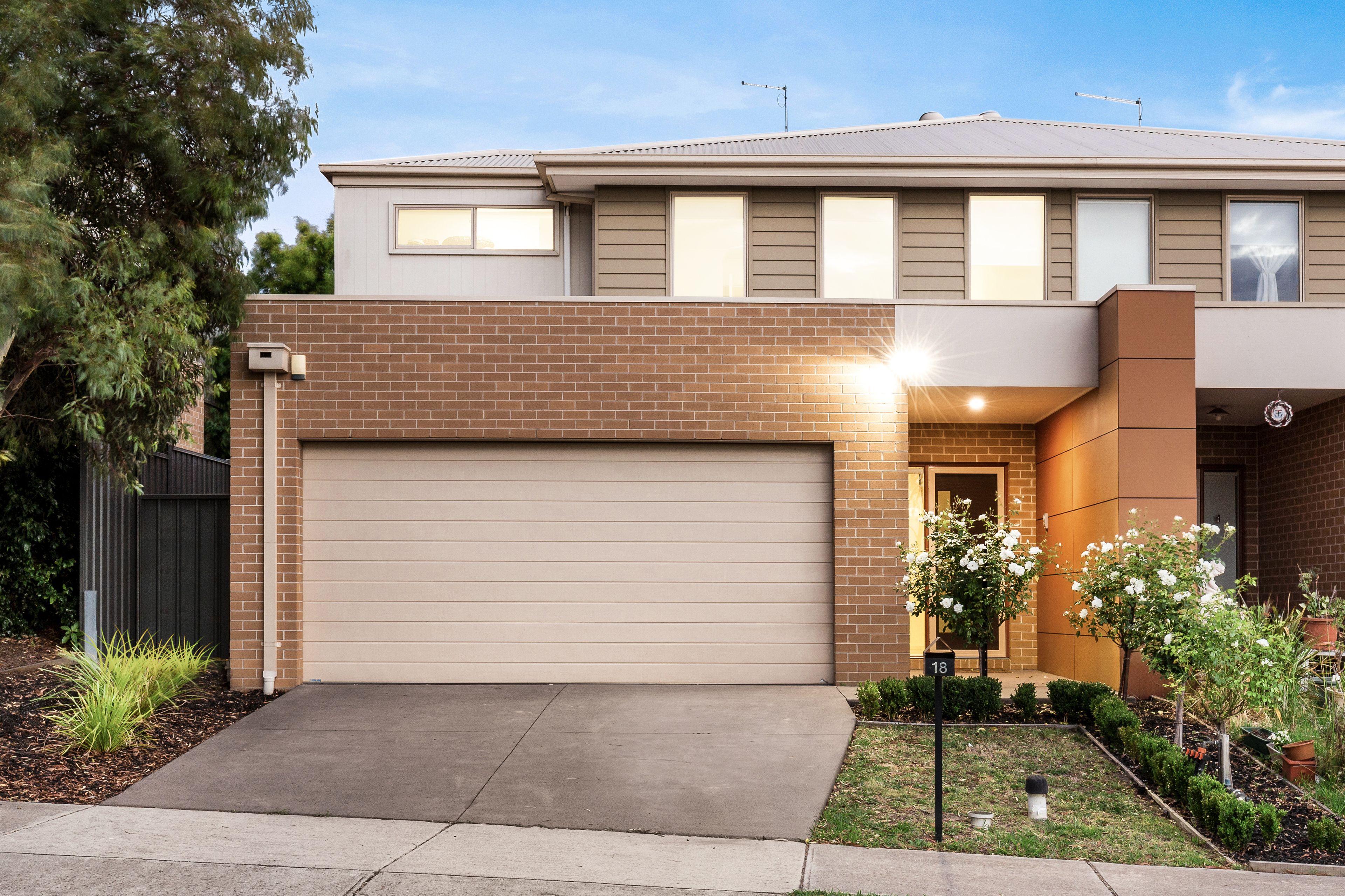 18 Adriatic Way, Pakenham VIC 3810