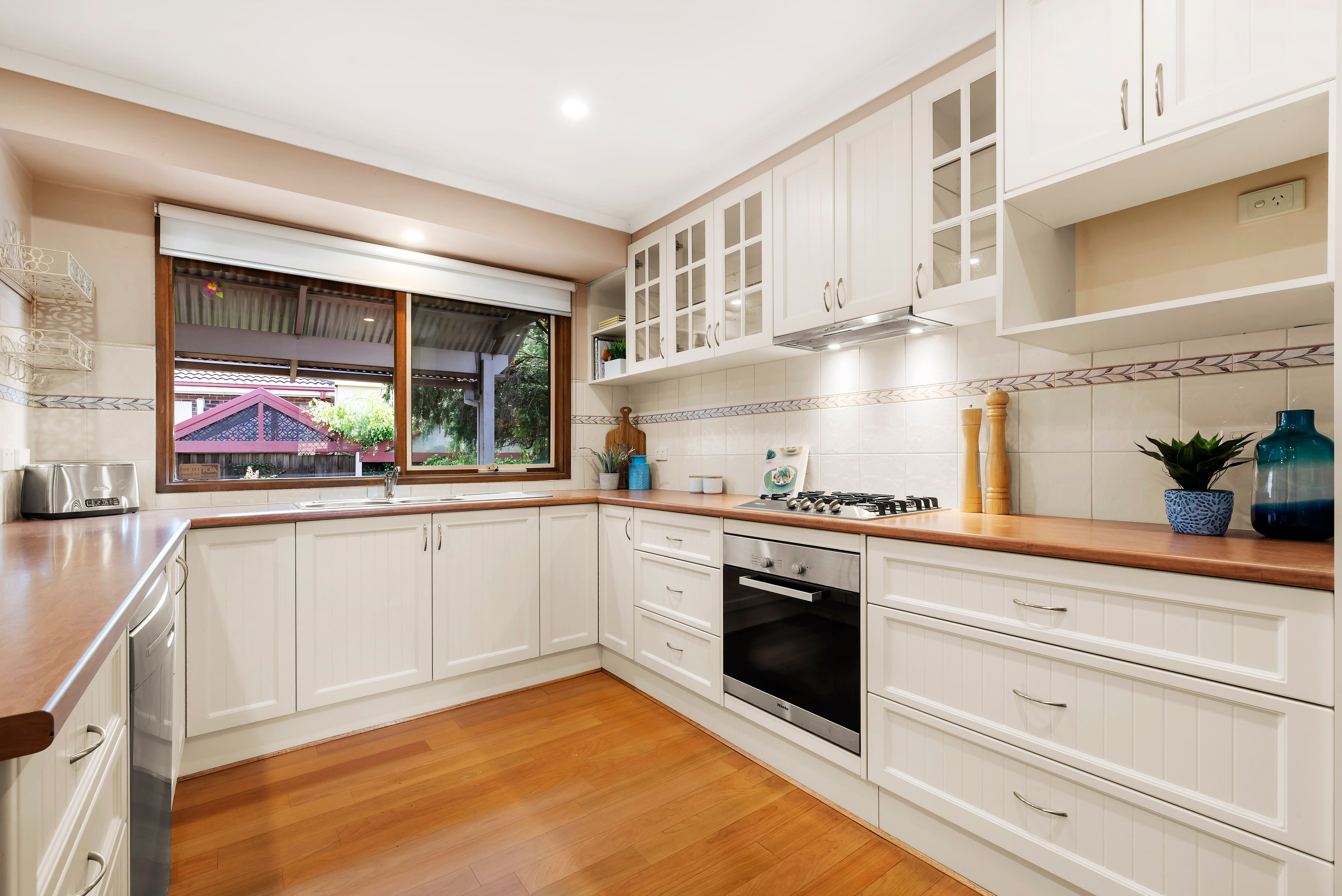 8 Wilhelma Avenue, Bayswater, VIC 3153