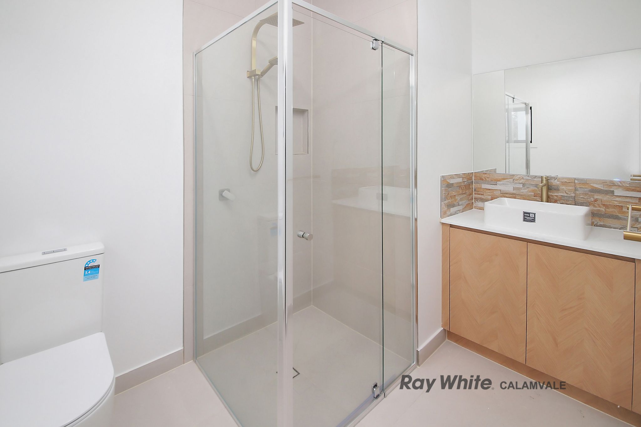 89 Munro Street — photo 15 of 29