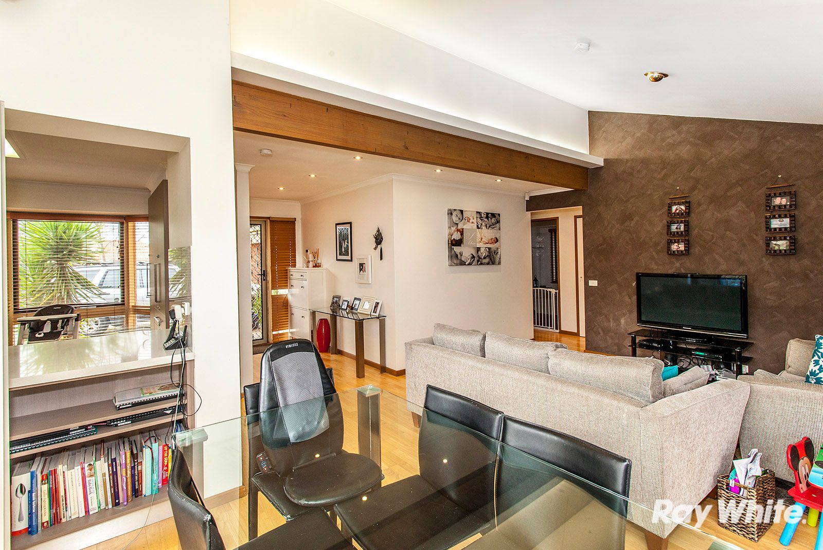 4 Murray Crescent, Rowville, VIC 3178