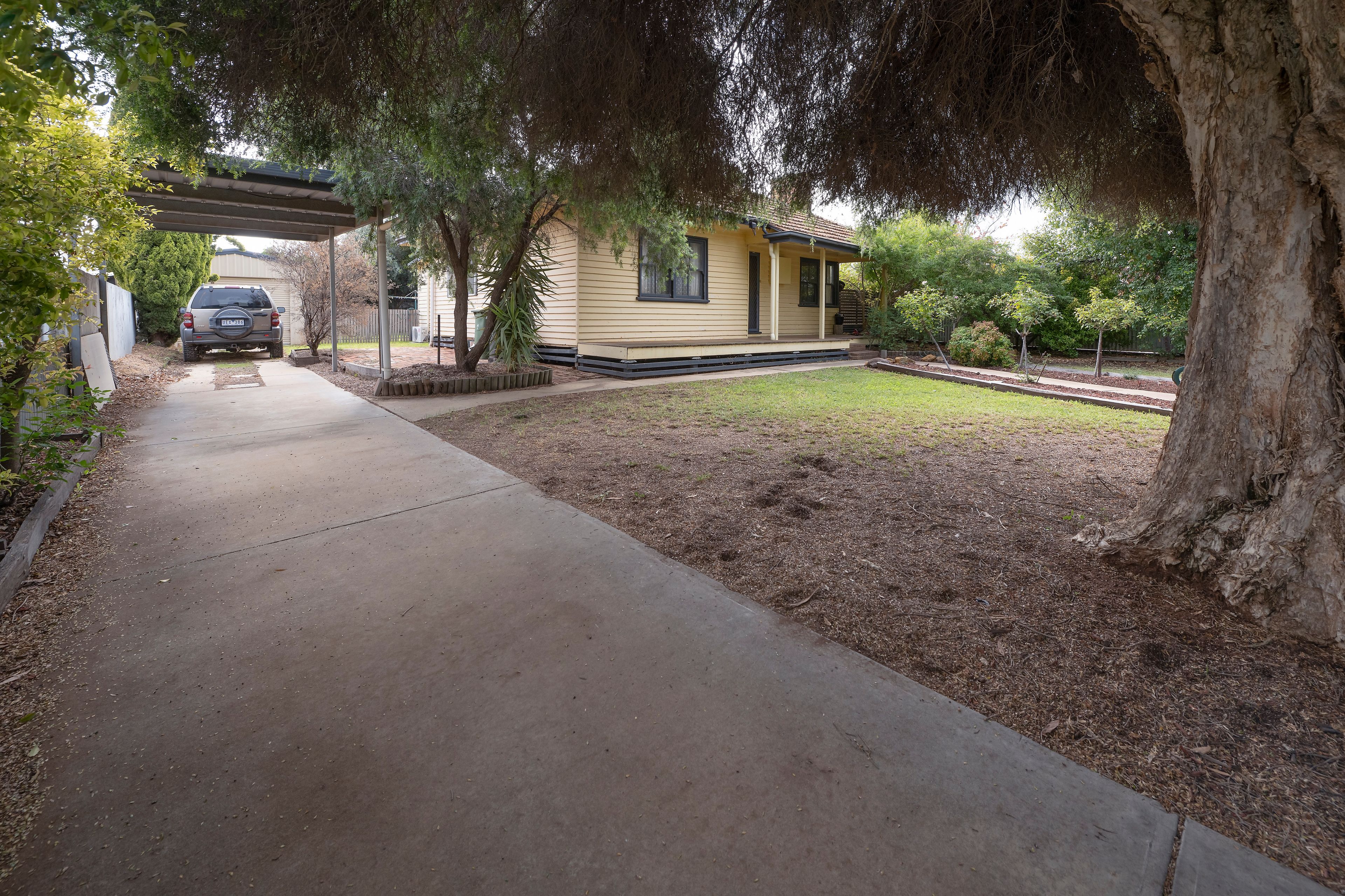 6 Buchan Street — photo 16 of 16