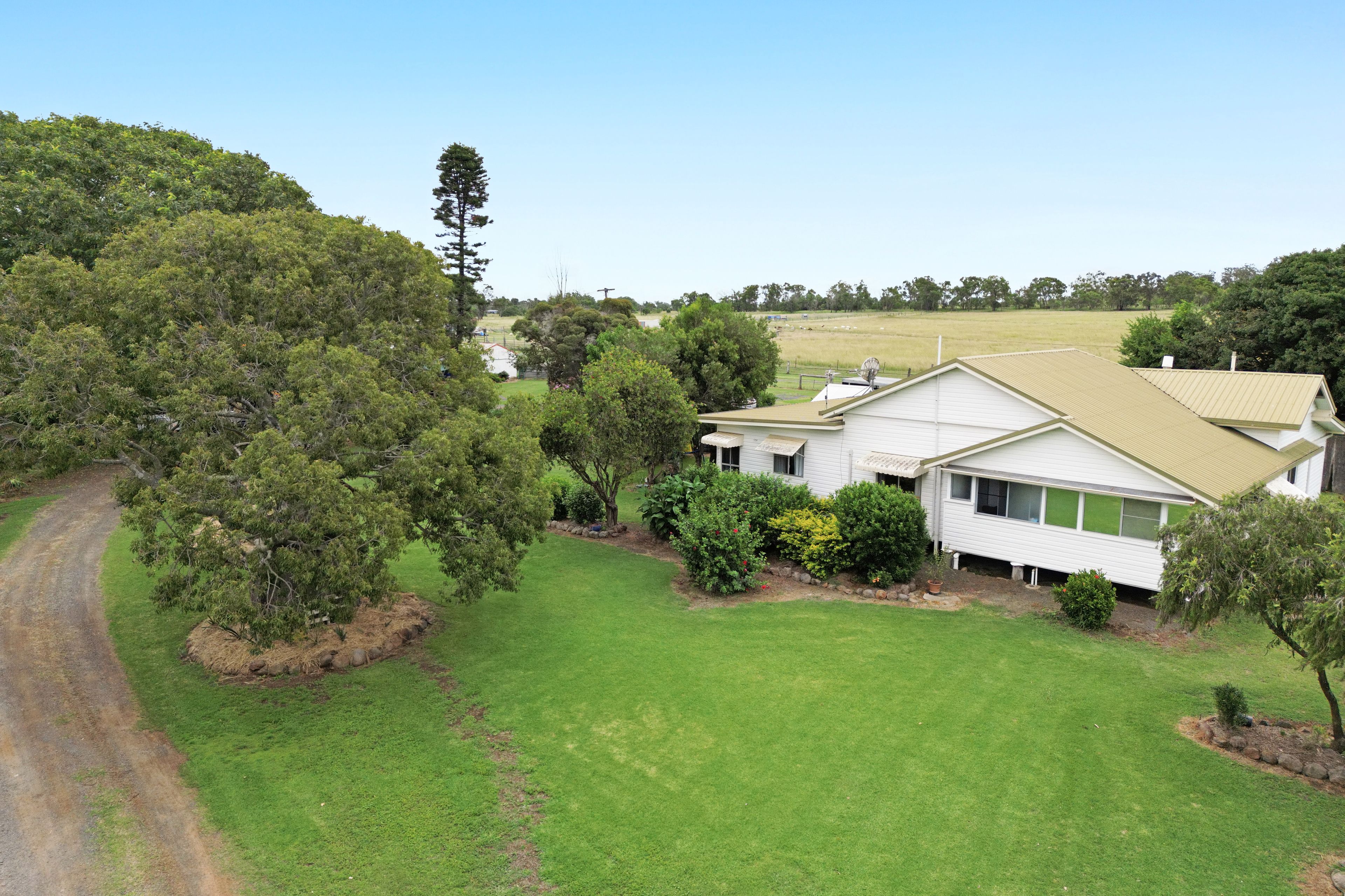 "Bellendaine" "Bellendaine"/340 Linthorpe Road, Linthorpe, QLD 4356