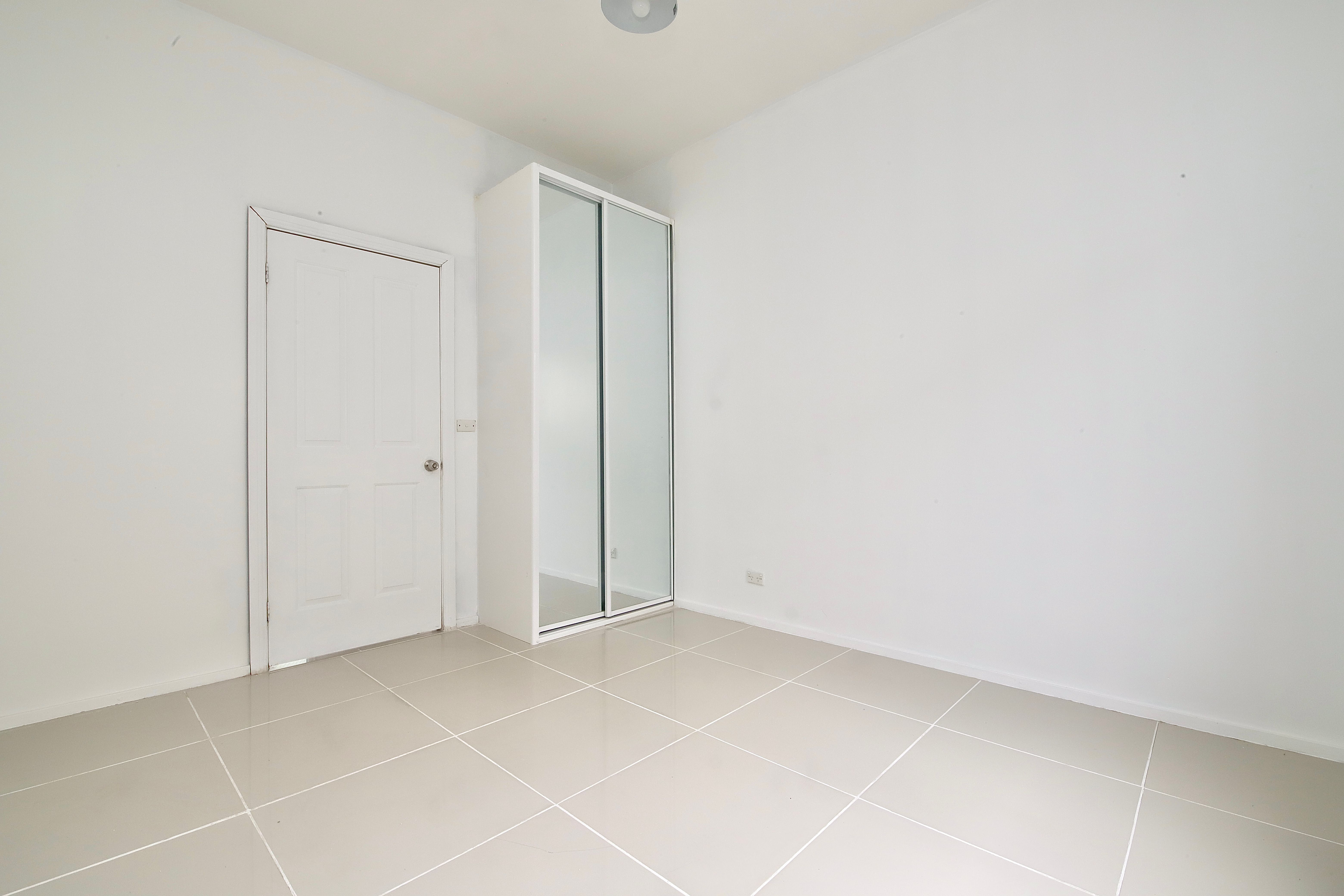 11 King Georges Road — photo 6 of 10