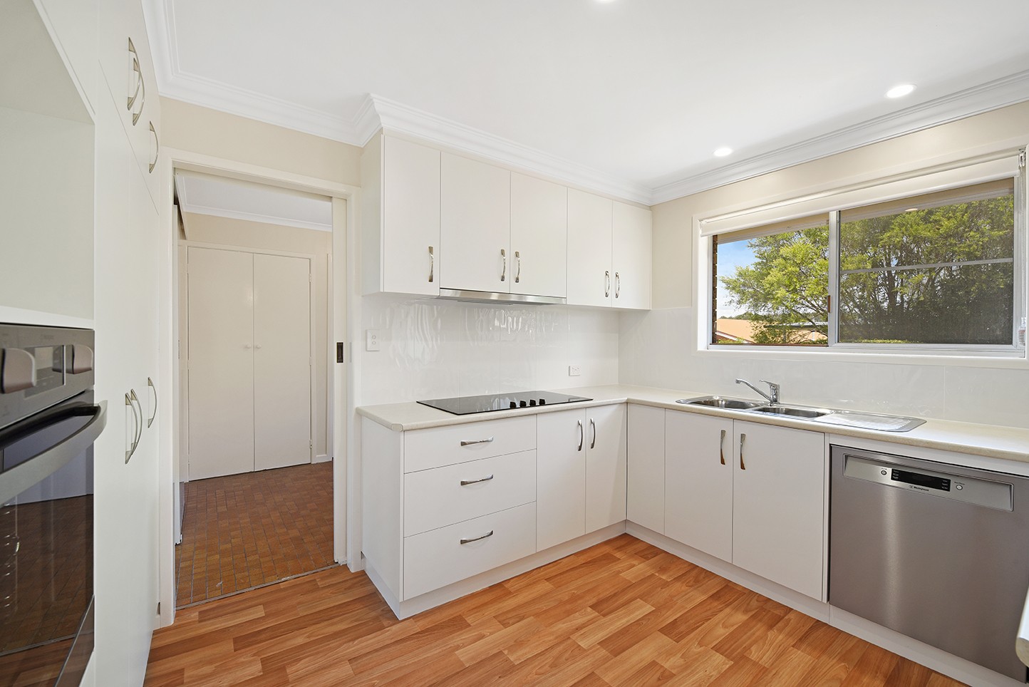 4 Knockator Crescent, Centenary Heights, QLD 4350