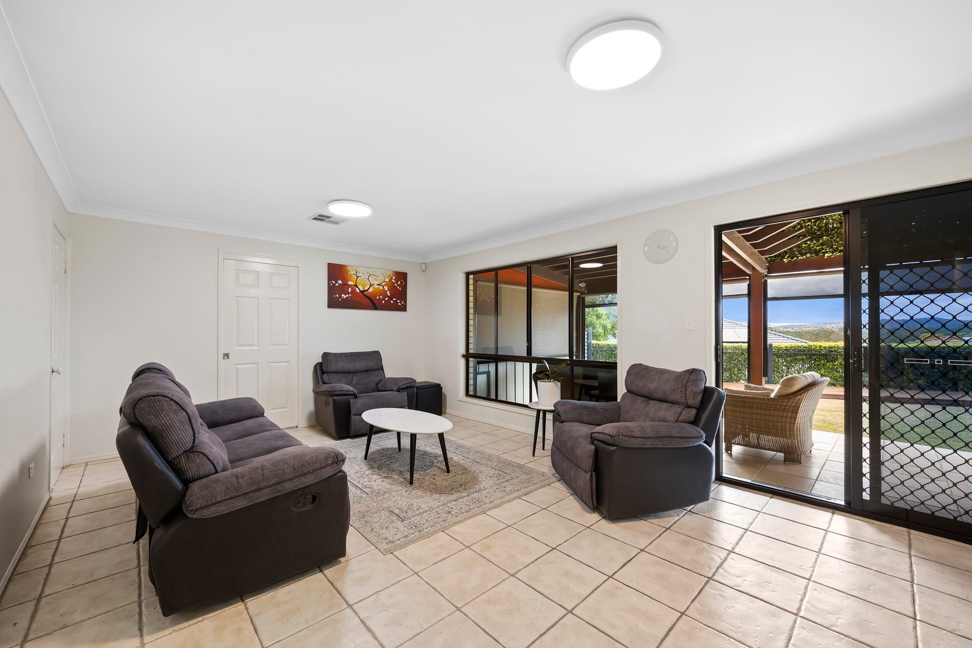 51 Kauri Street — photo 8 of 20