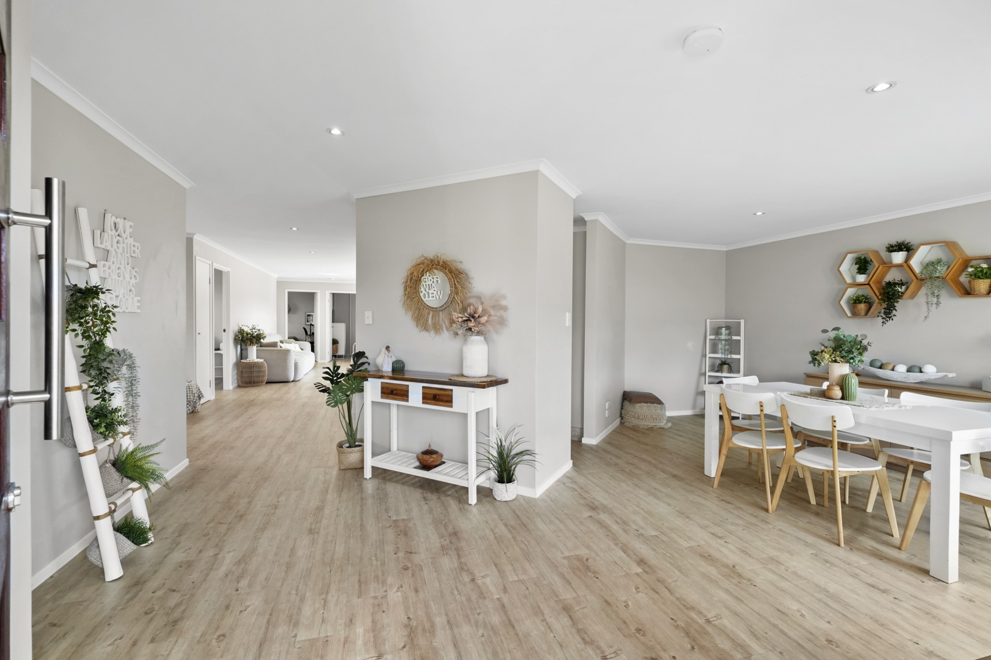 3 Wood Court, Arundel, QLD 4214