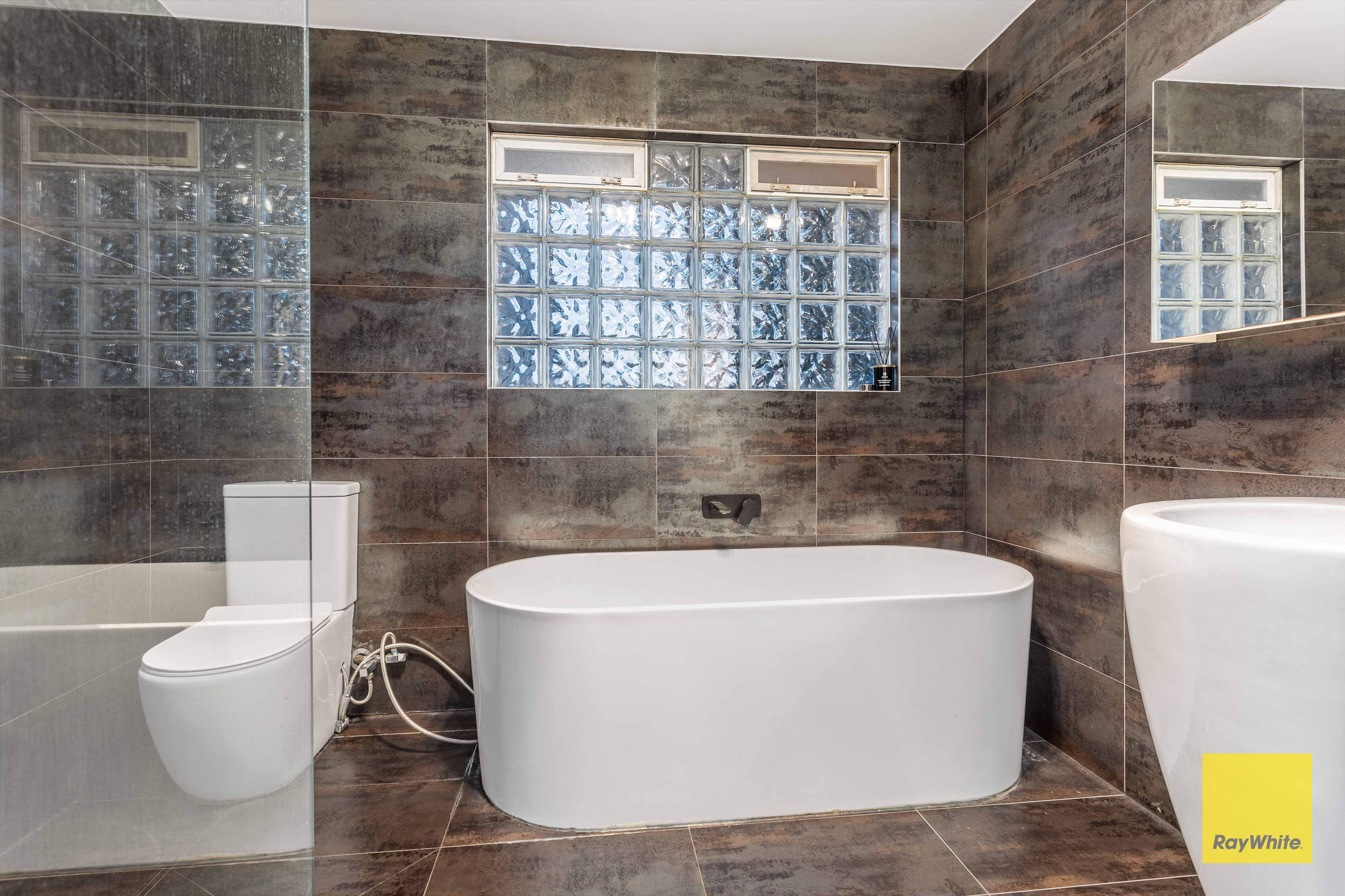 331 Seven Hills Road — photo 10 of 18