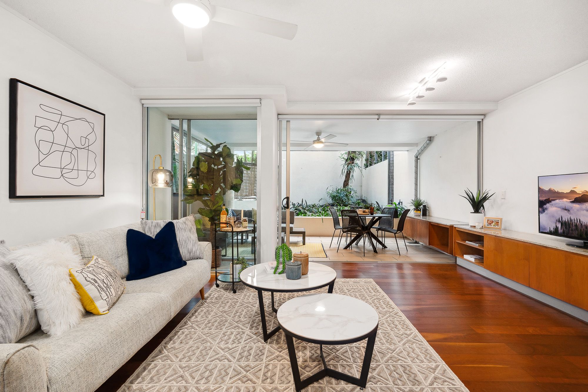 24/8 Macquarie Street, Teneriffe, QLD 4005