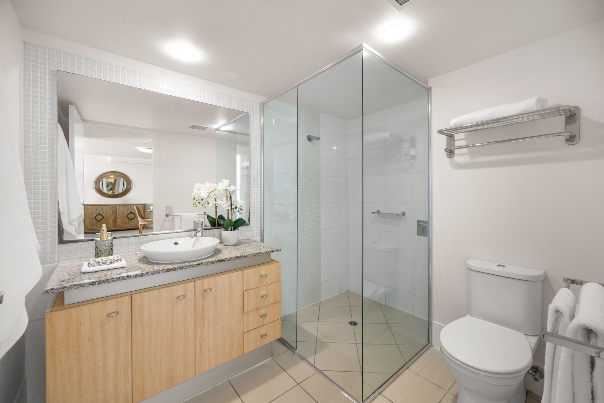 Unit 705/38 Mahogany Drive — photo 11 of 17