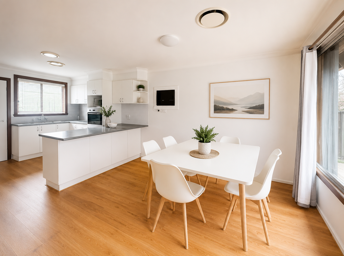 203 Union Road, Lavington, NSW 2641