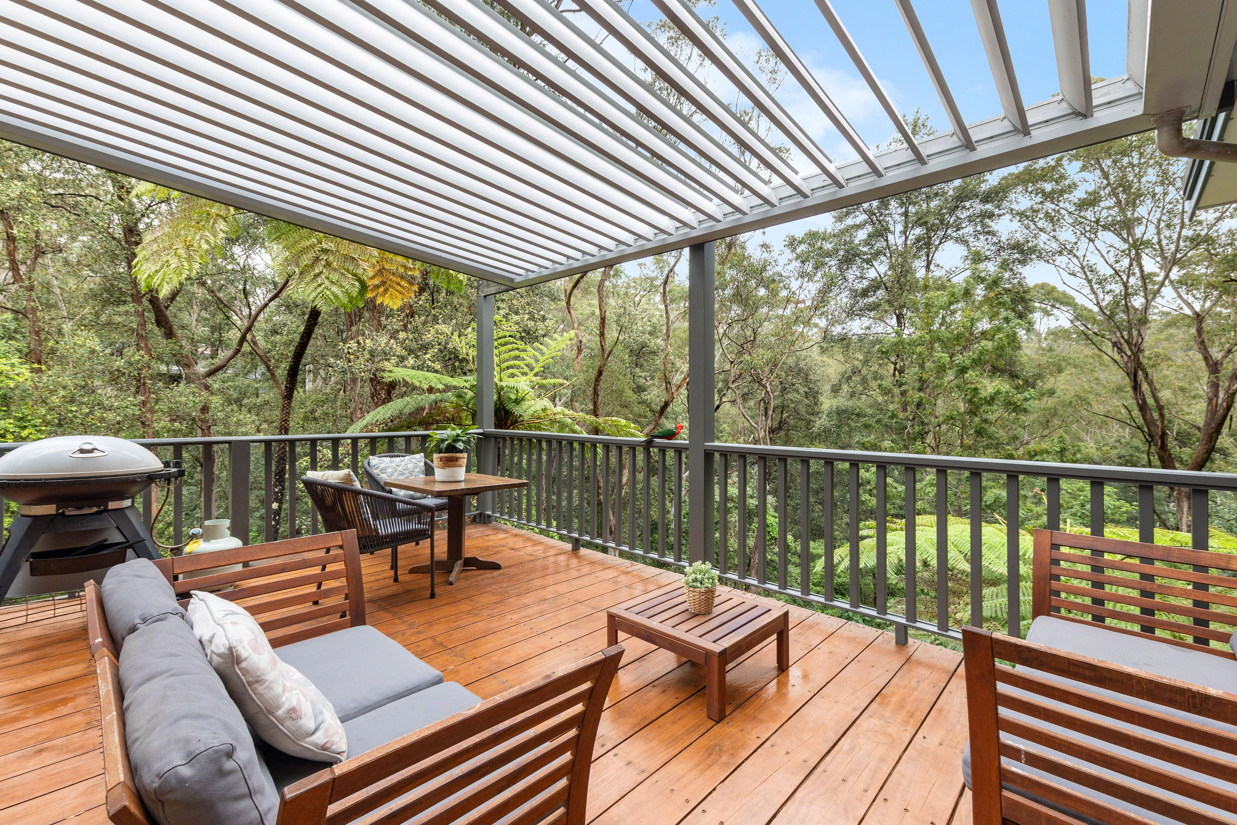 15 Morona Avenue — photo 7 of 11