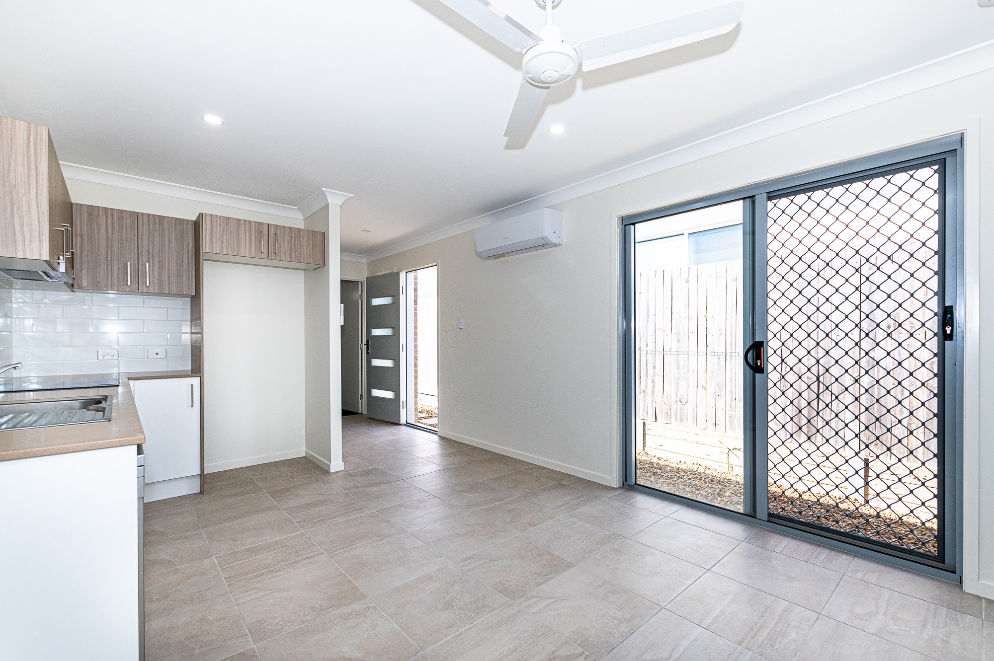 2/47 Tranquillity Court, Eagleby, QLD 4207