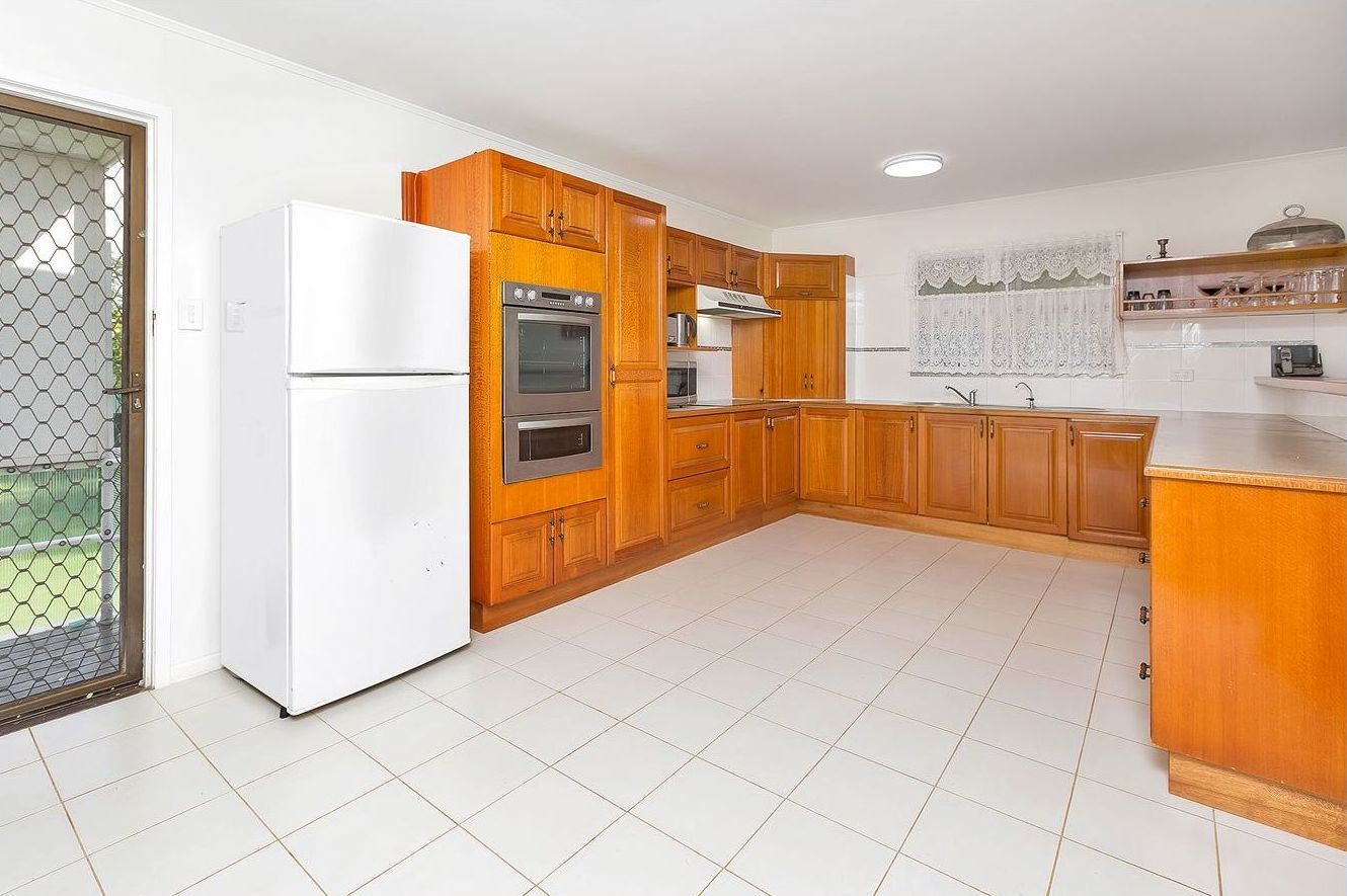 7 Blakeney Street, Woody Point, QLD 4019