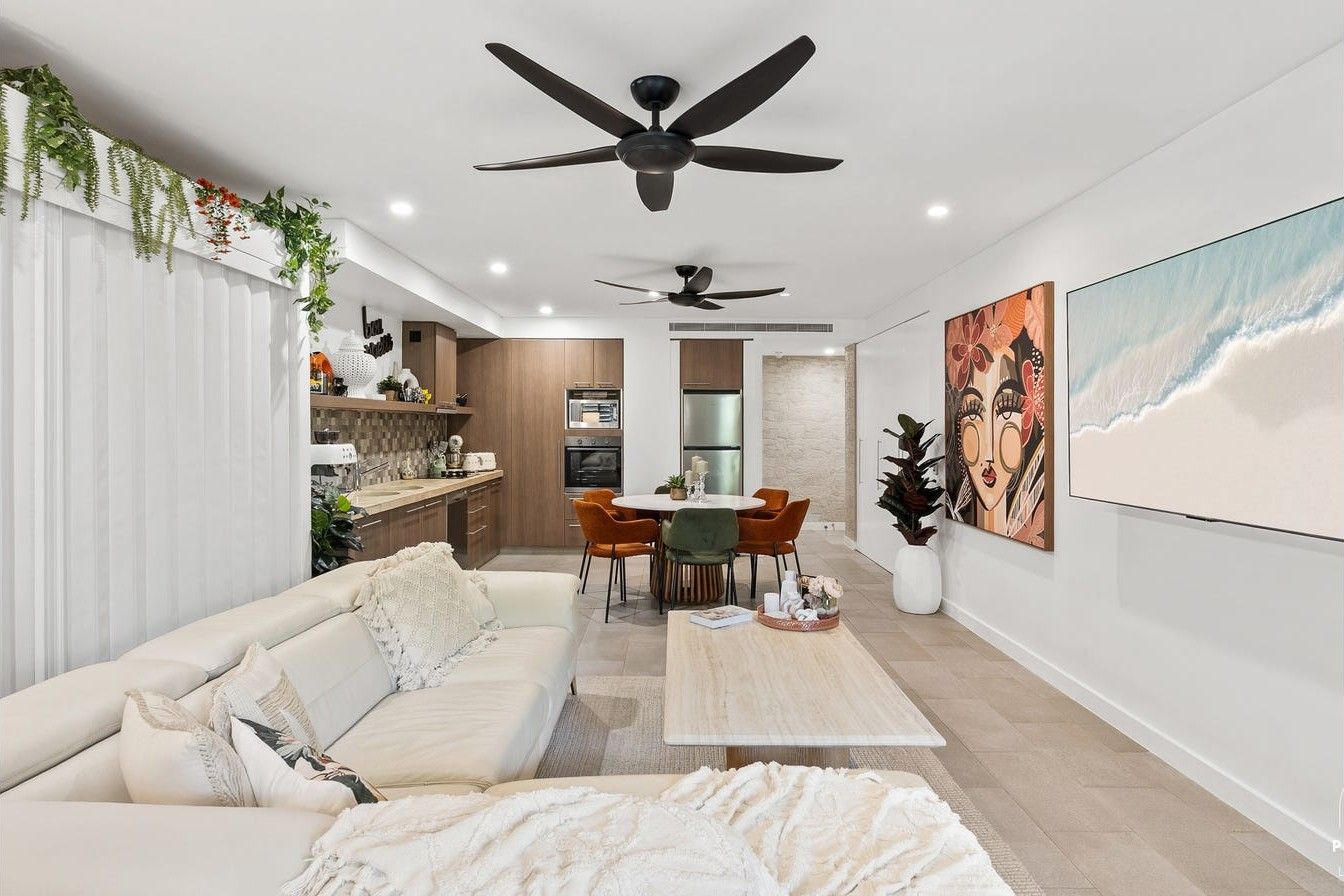 224-225/5 Triton Street — photo 4 of 25