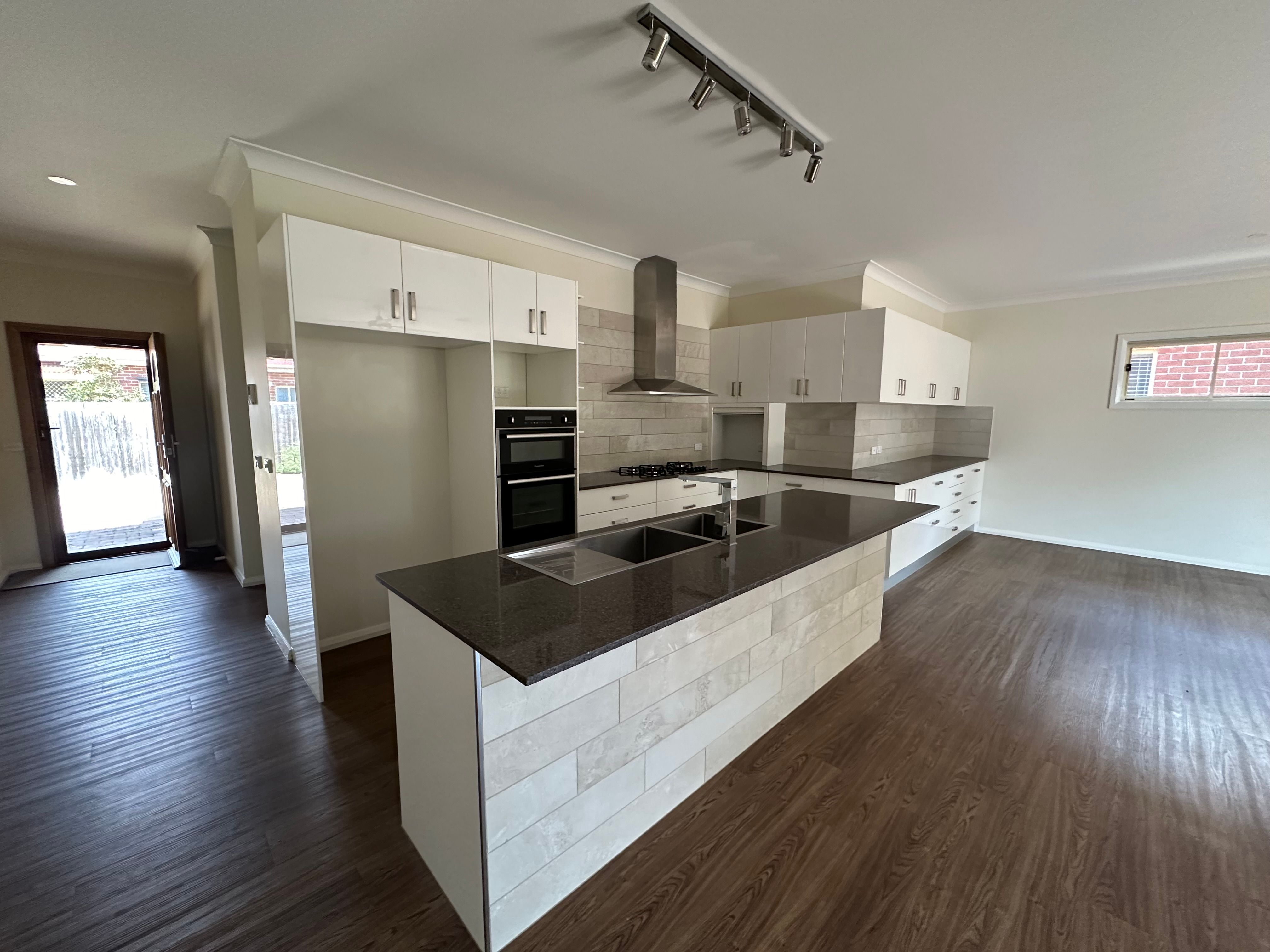 1/13 Cross Street, Bathurst, NSW 2795