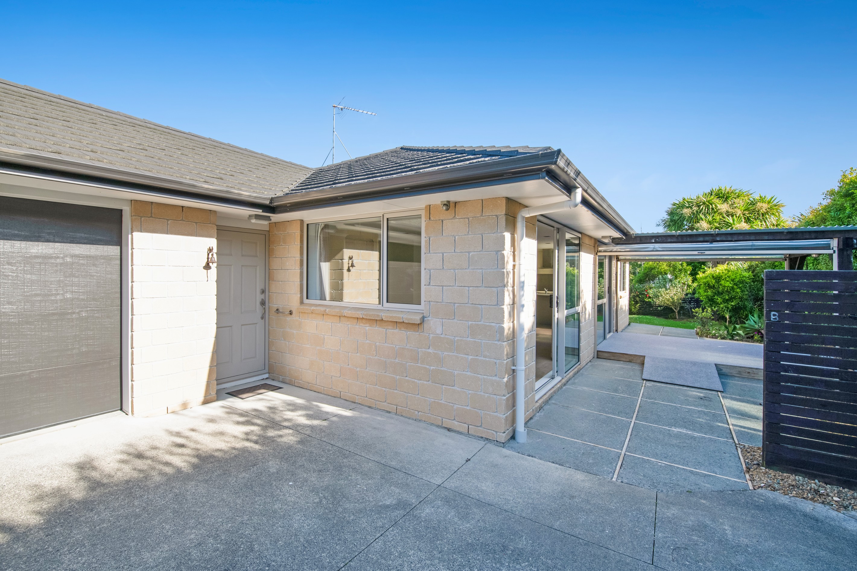 22B Zealandia Road, Manly, Rodney