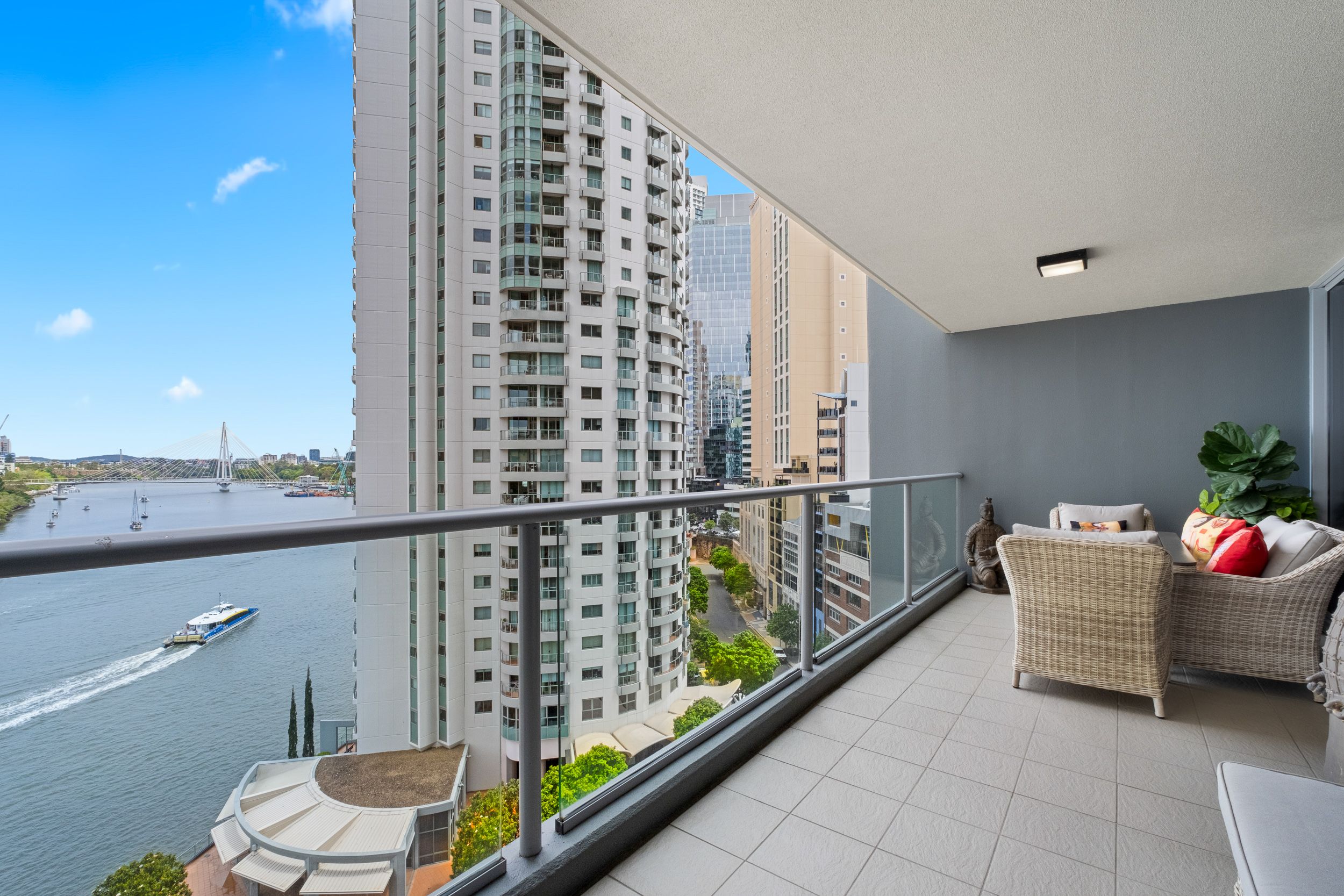 94/30 Macrossan Street, Brisbane City, QLD 4000