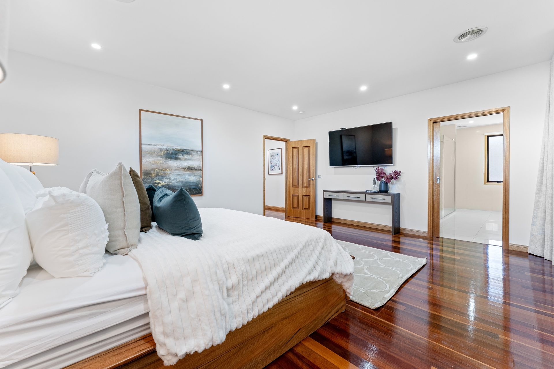 24 Greenways Road — photo 19 of 27