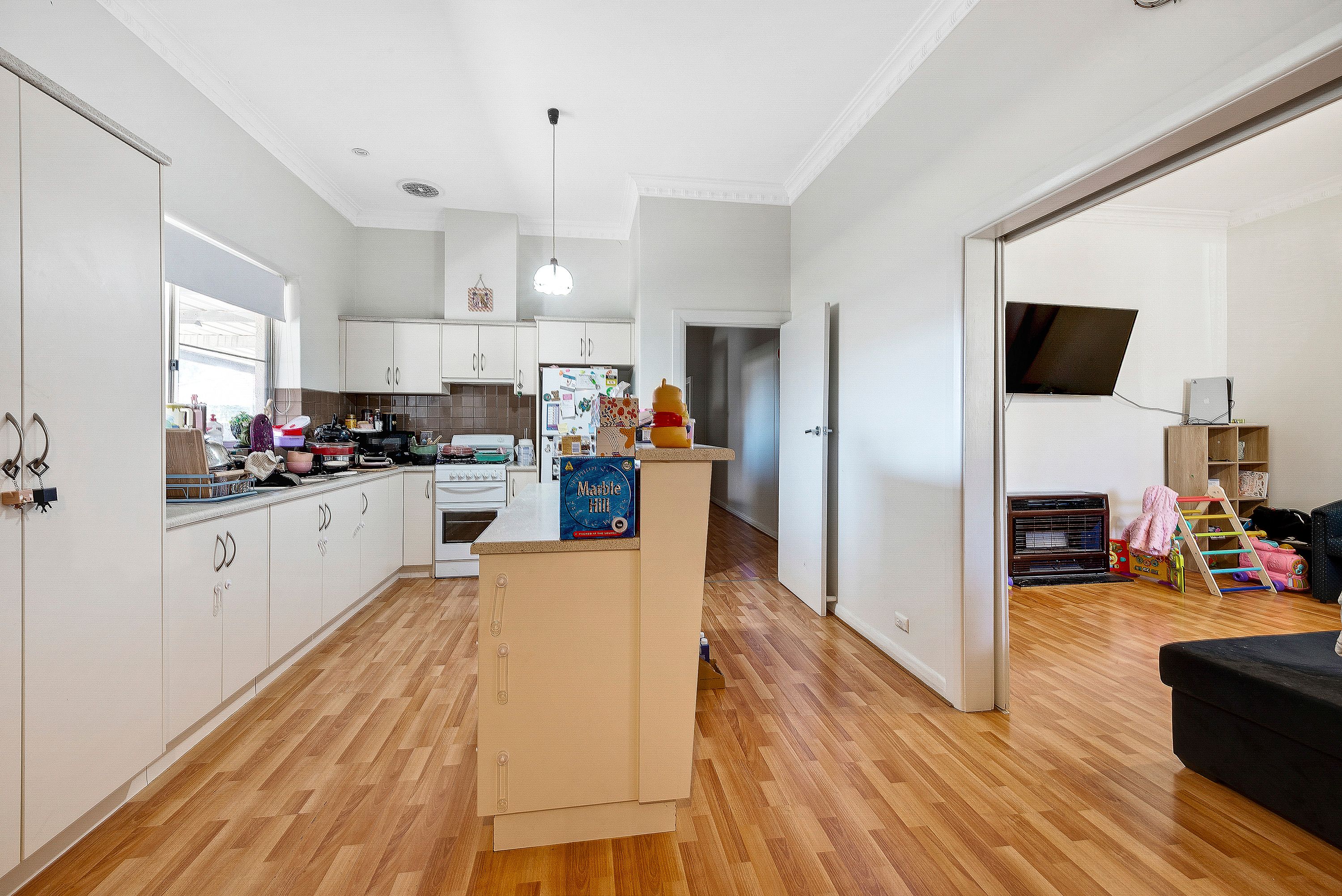 21 Vincent Road — photo 8 of 20