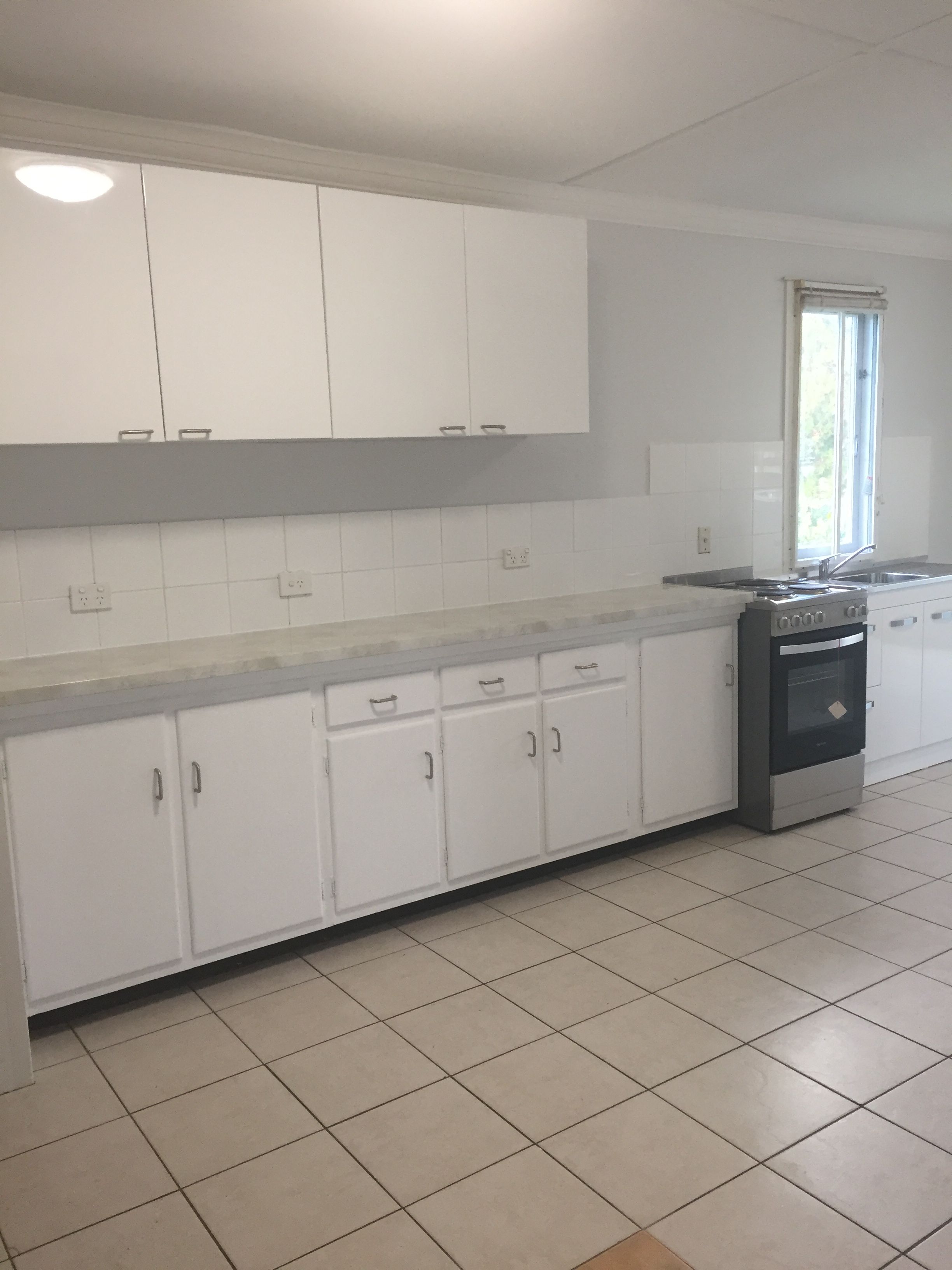 33 Endeavour Street, Deception Bay, QLD 4508