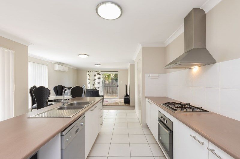 75 Steelwood Street, Forest Lake, QLD 4078