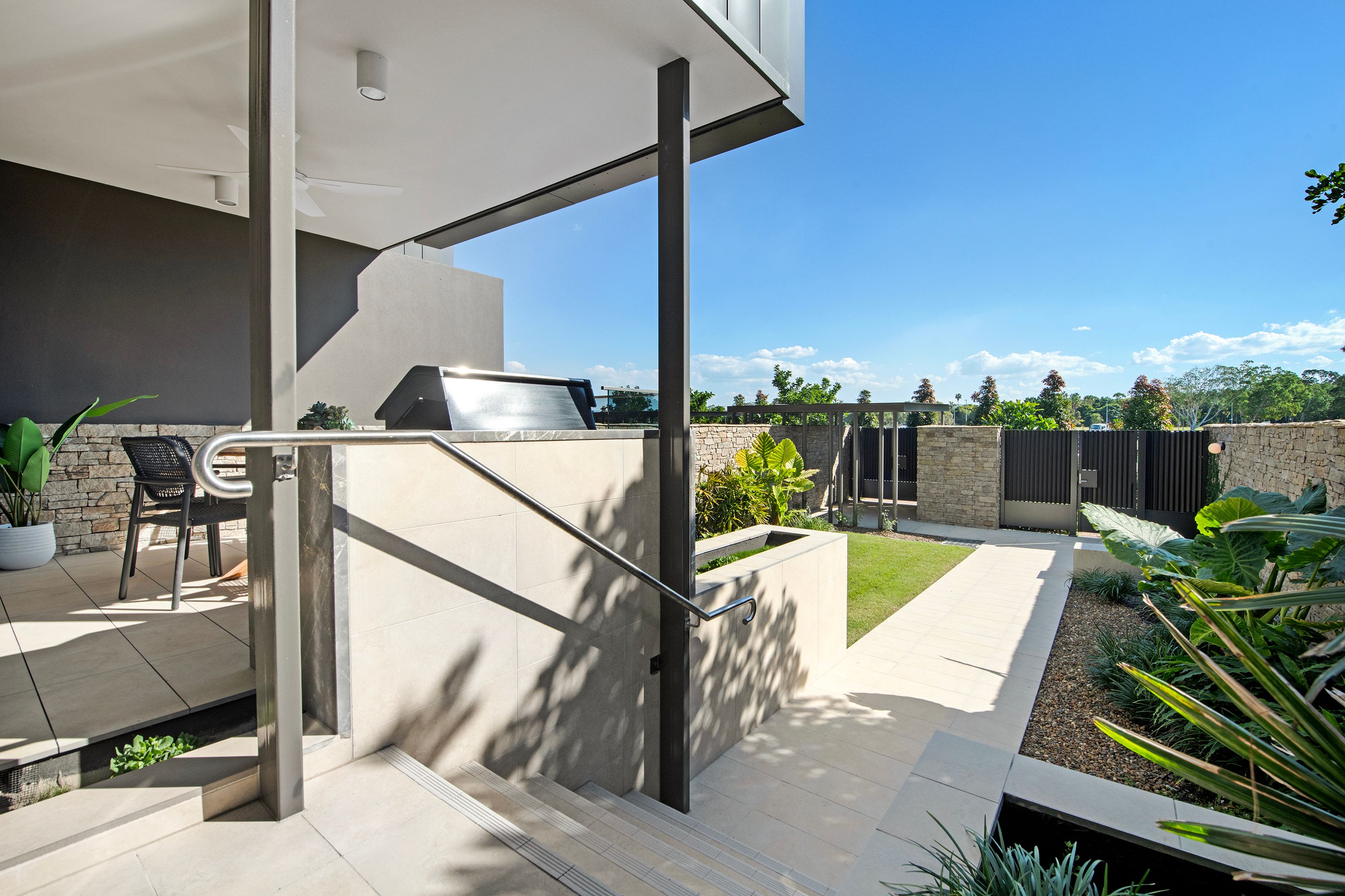 2/1 Grand Jabiru Way — photo 13 of 19