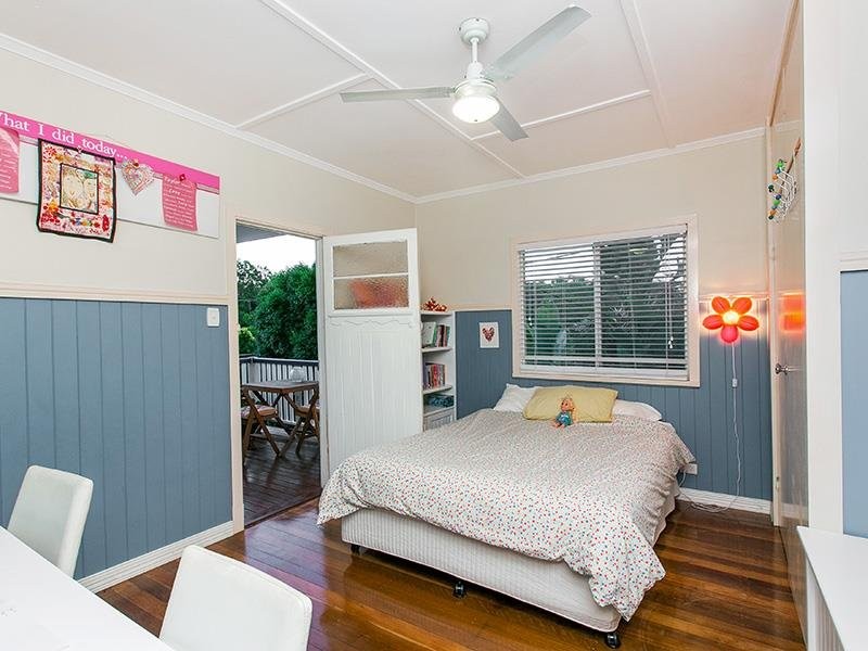 10 Elliot Street, Tarragindi, QLD 4121