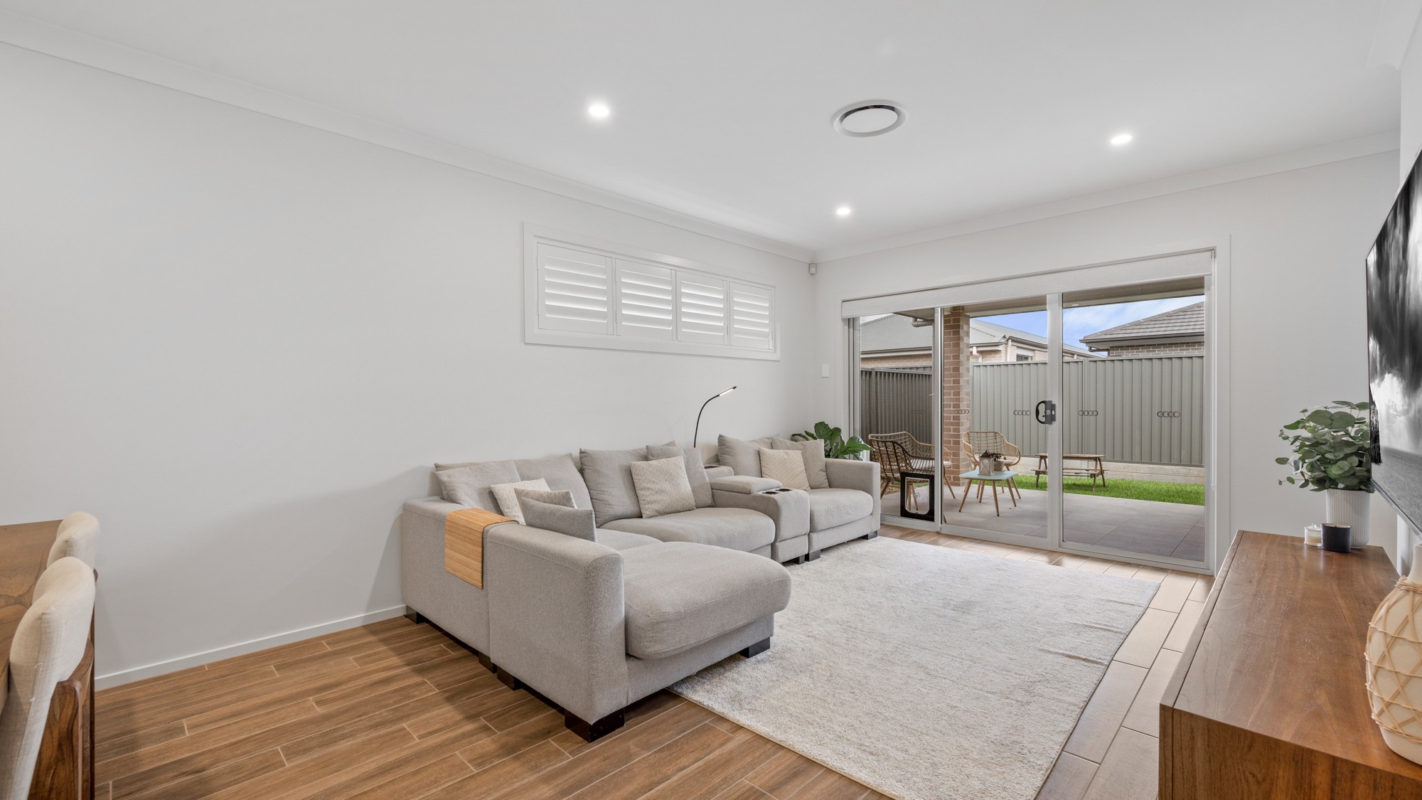 32 Limestone Avenue, Spring Farm, NSW 2570
