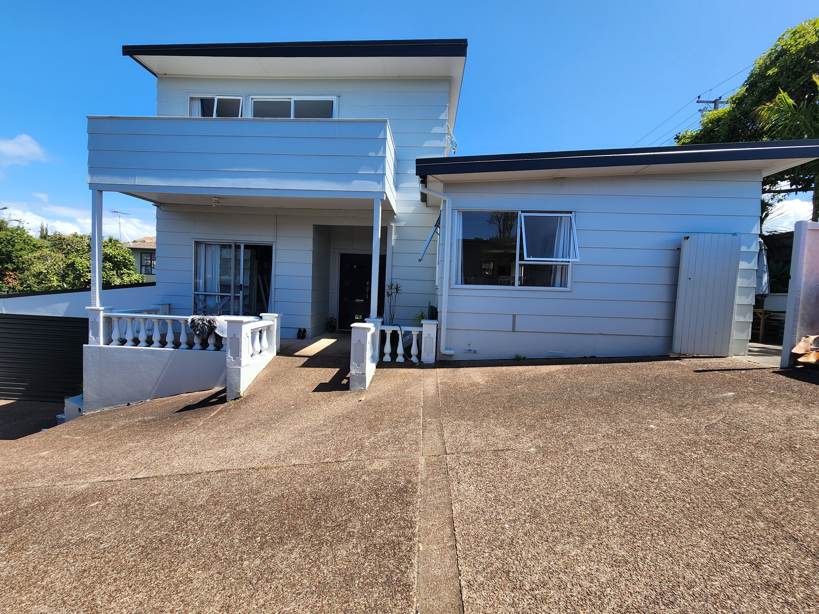 17a Deep Creek Road, Waiake, North Shore City