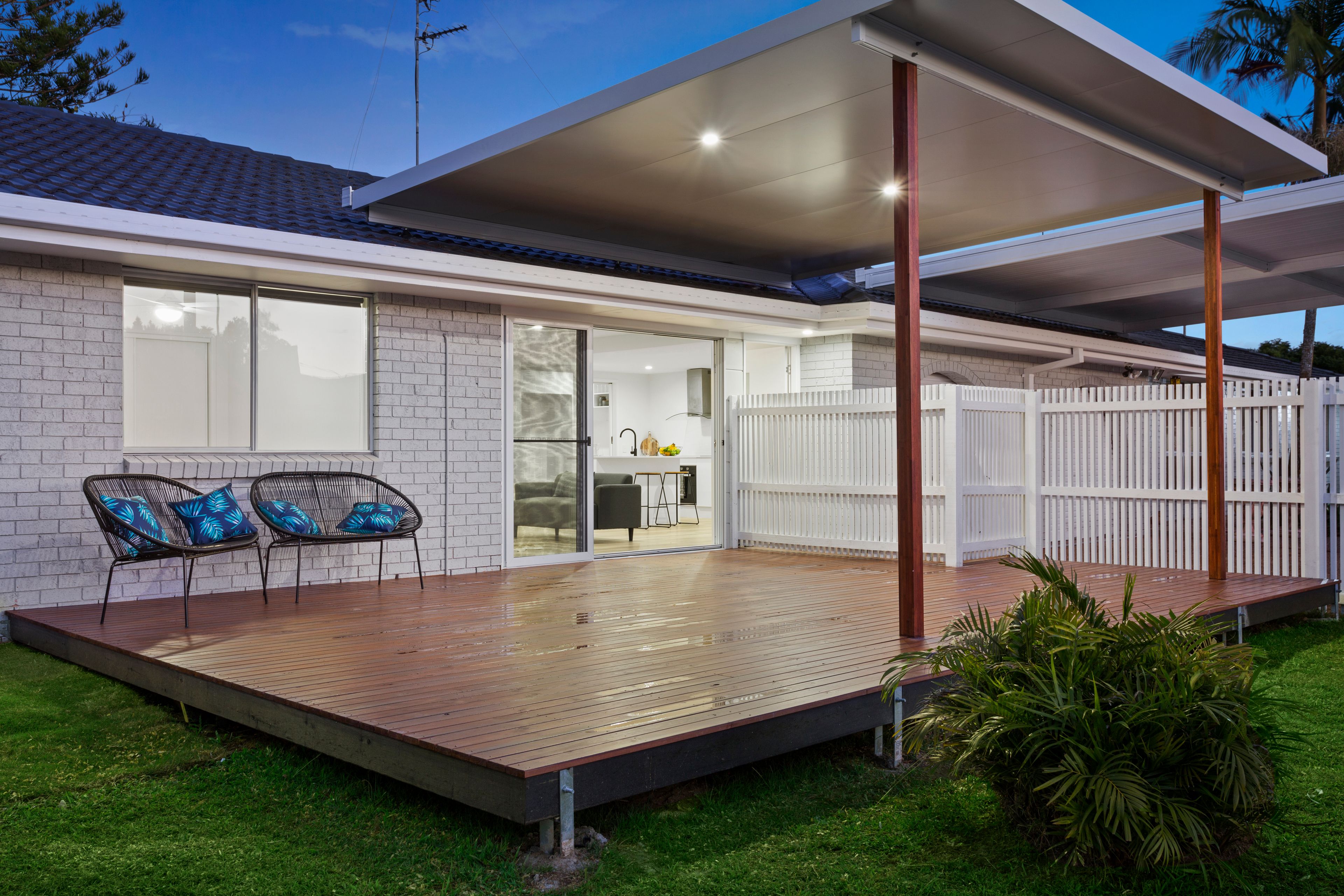 1/6 Tirau Place, Broadbeach Waters, QLD 4218